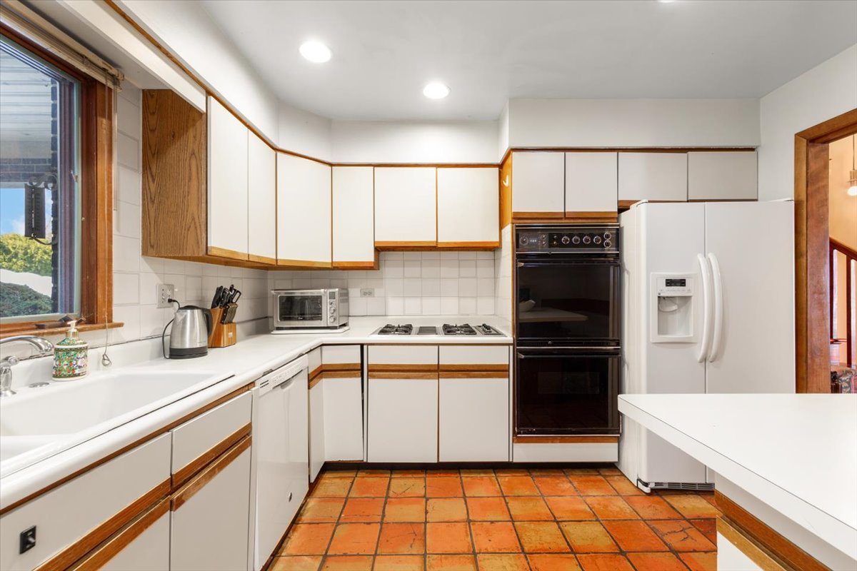 3636 Whirlaway Drive