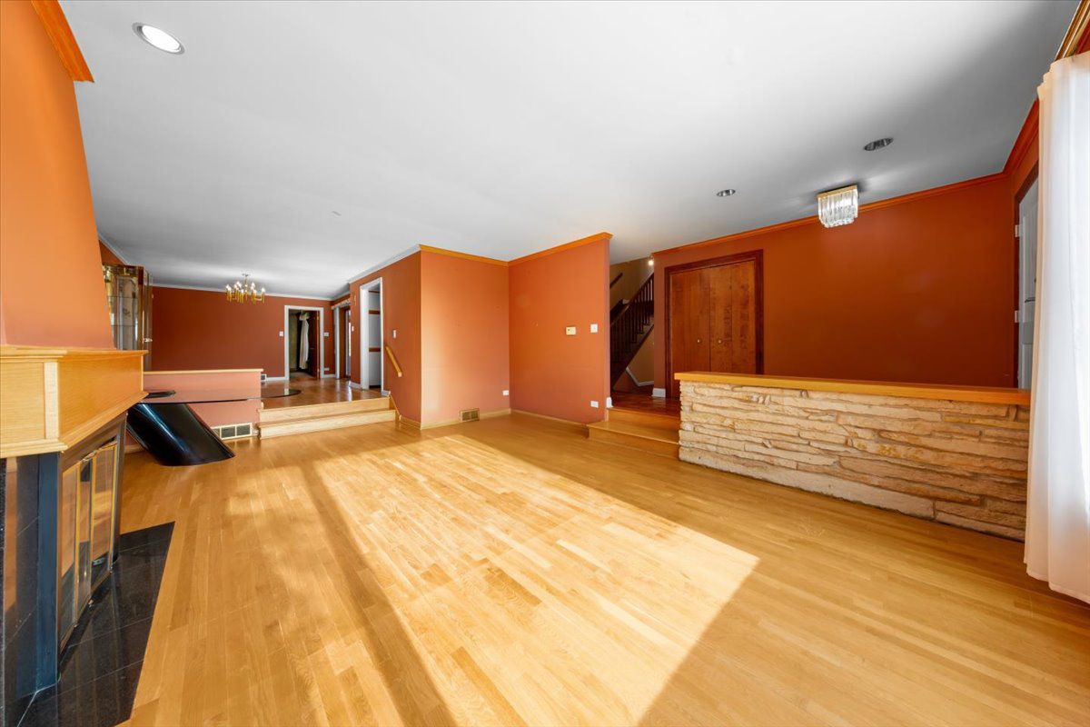 3636 Whirlaway Drive