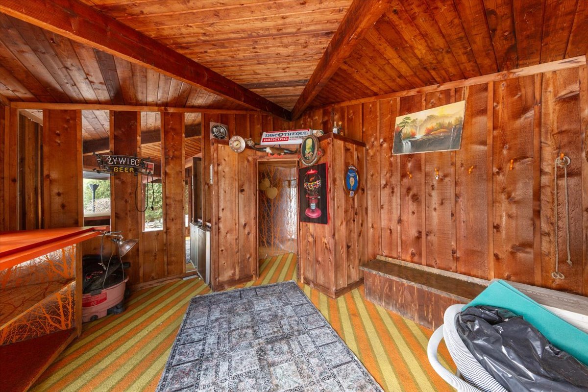 3636 Whirlaway Drive