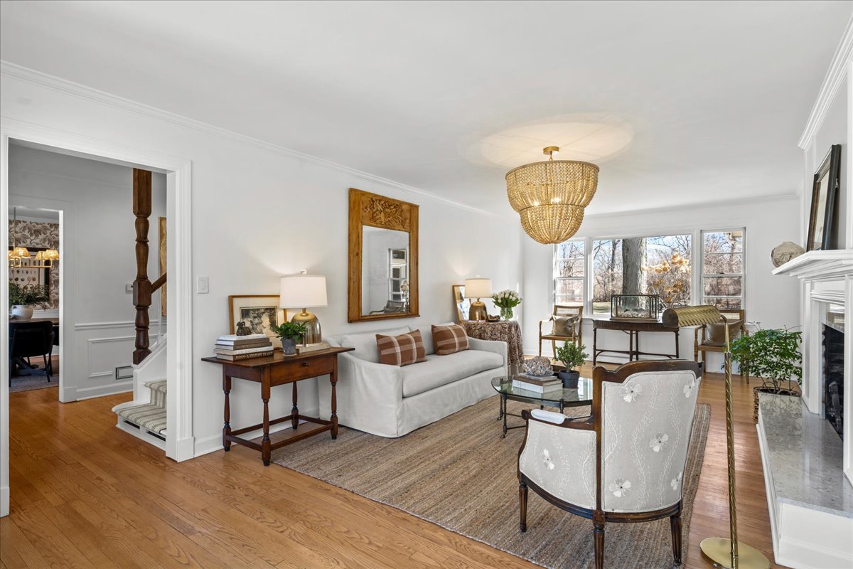 1489 N Sheridan Road