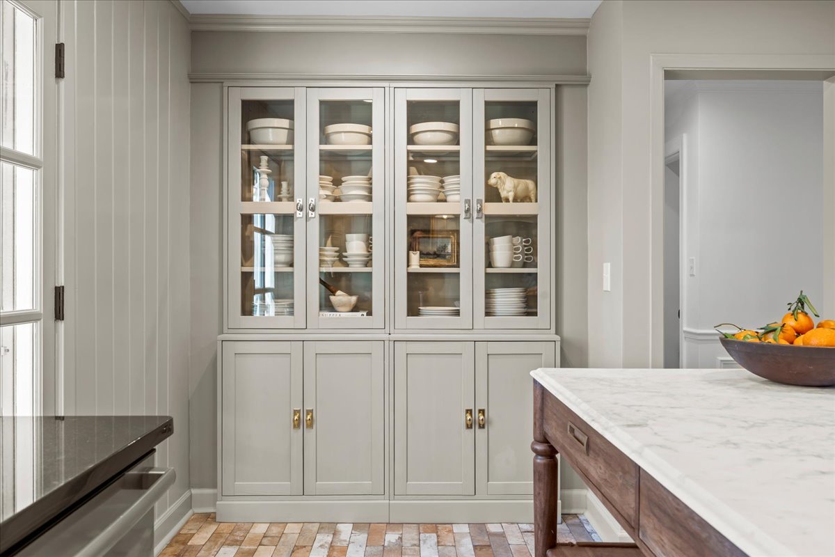 1489 N Sheridan Road