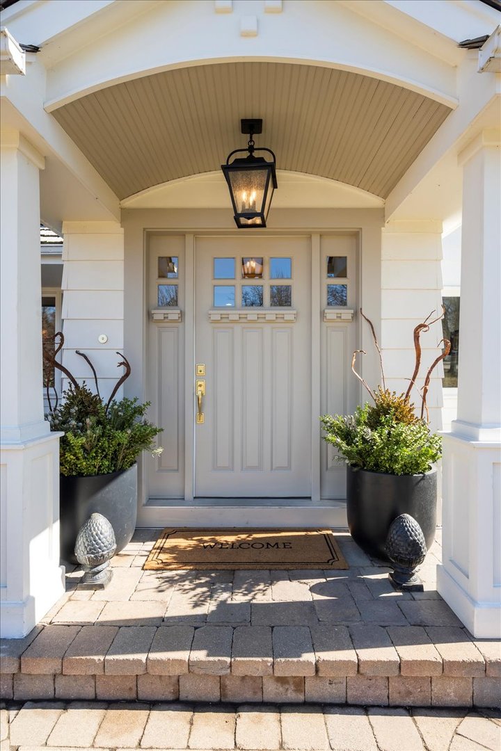 1489 N Sheridan Road