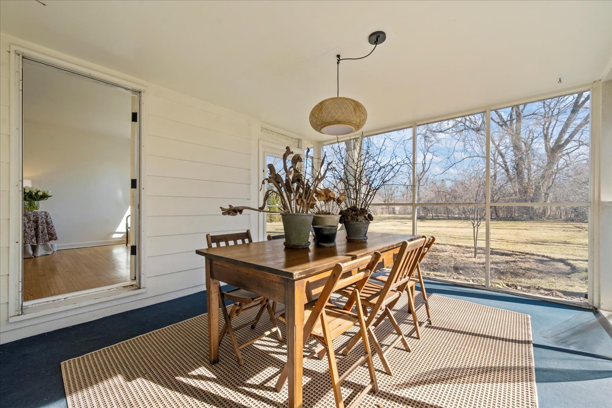 1489 N Sheridan Road