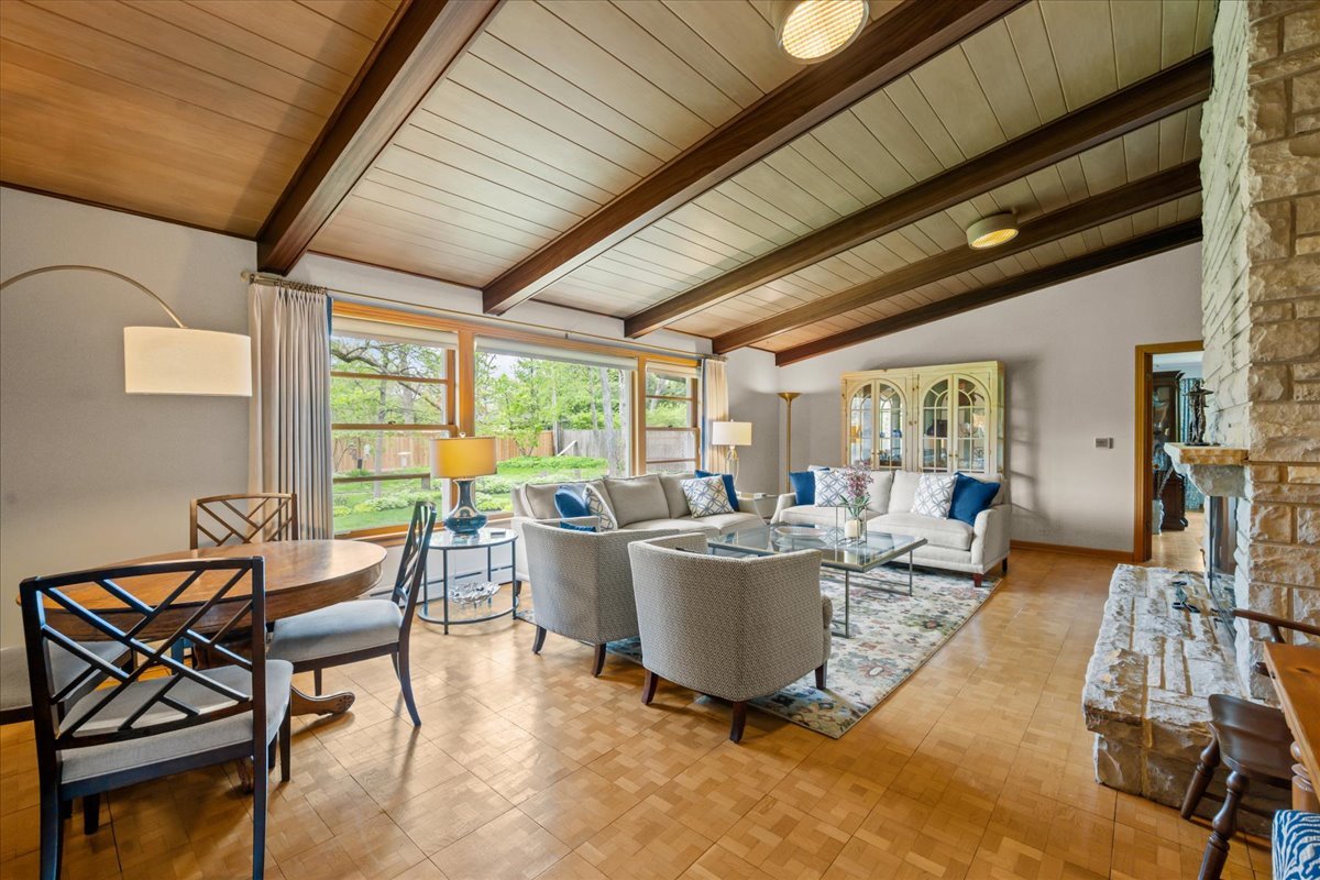 1060 Oak Knoll Drive