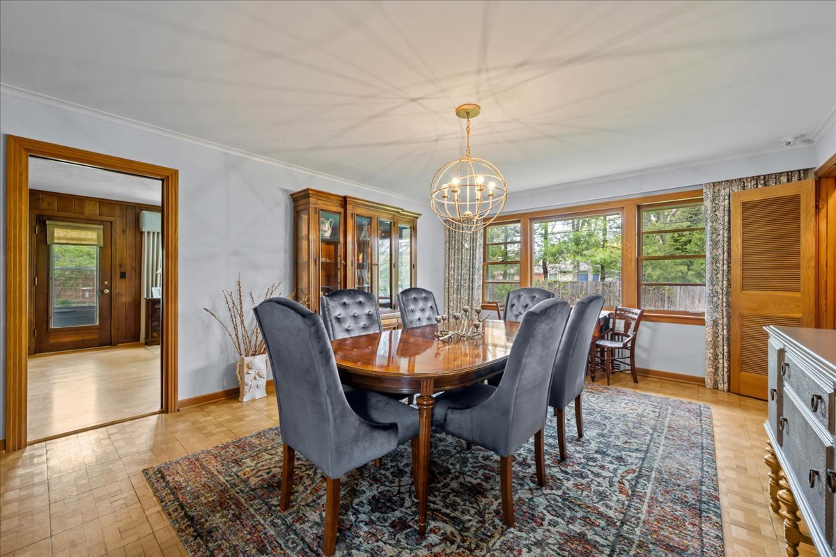 1060 Oak Knoll Drive