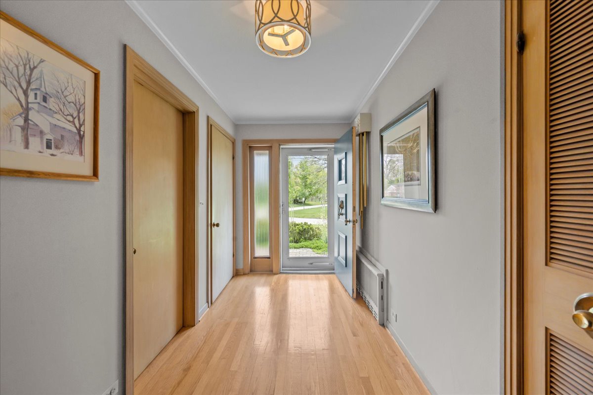 1060 Oak Knoll Drive