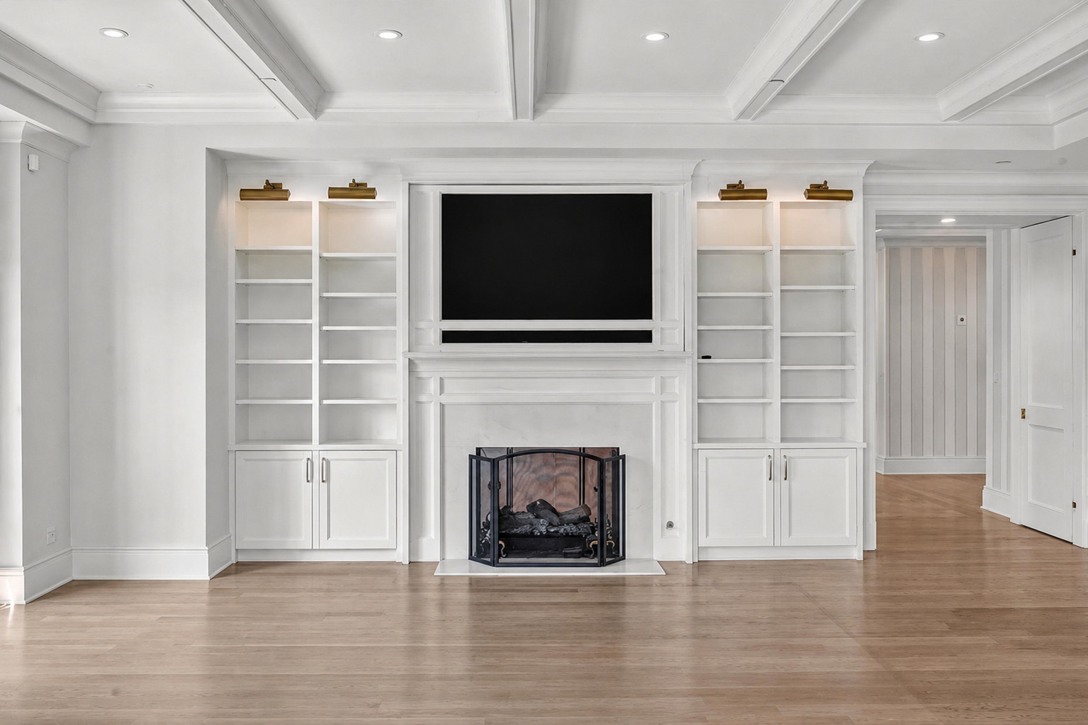 727 N McKinley Road Unit: 100