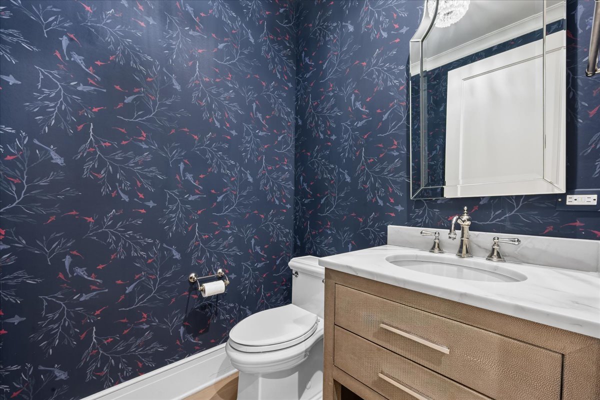 727 N McKinley Road Unit: 100