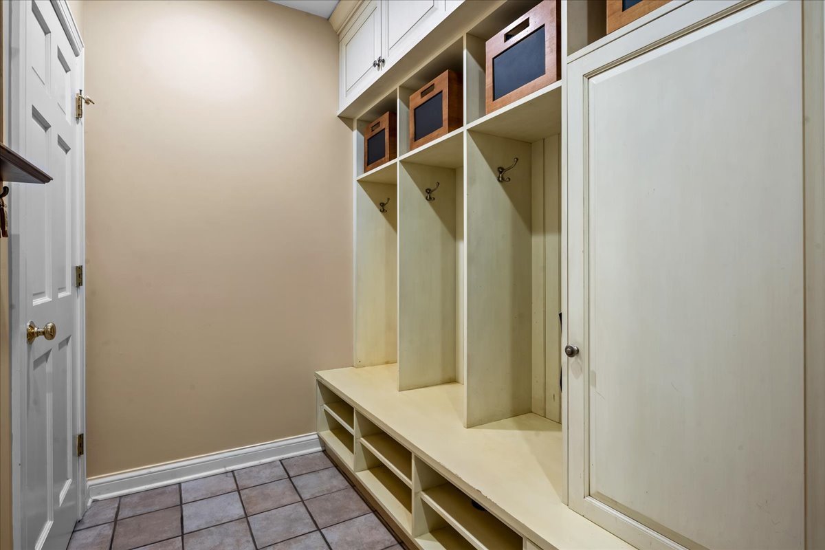 1310 LONGMEADOW Lane