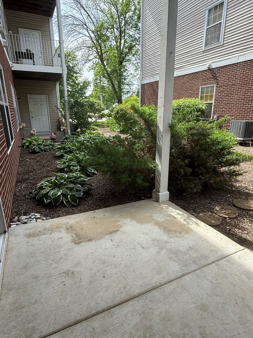 3317 Stratford Court Unit: 1D