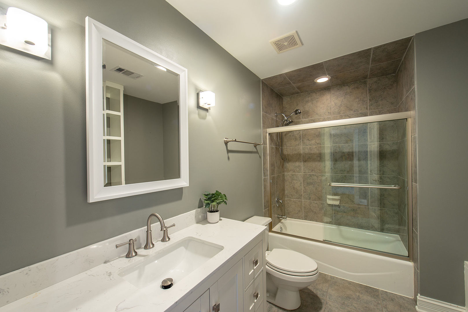 314 E Woodland Road