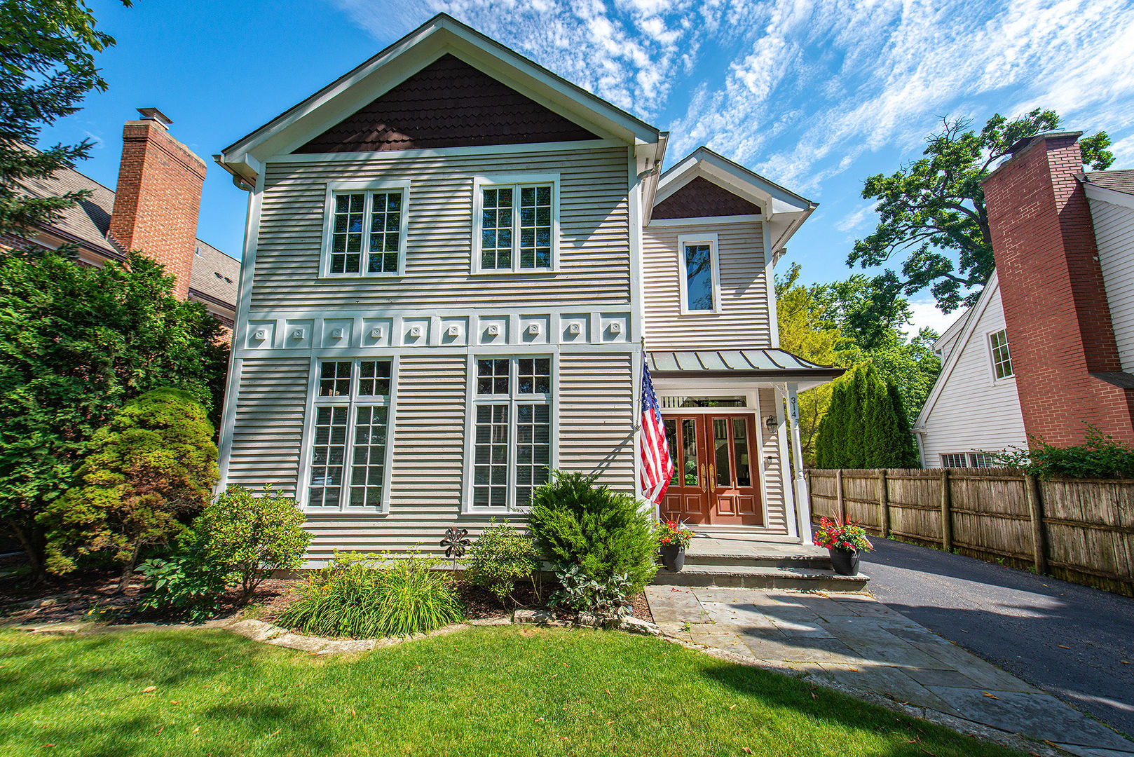 314 E Woodland Road