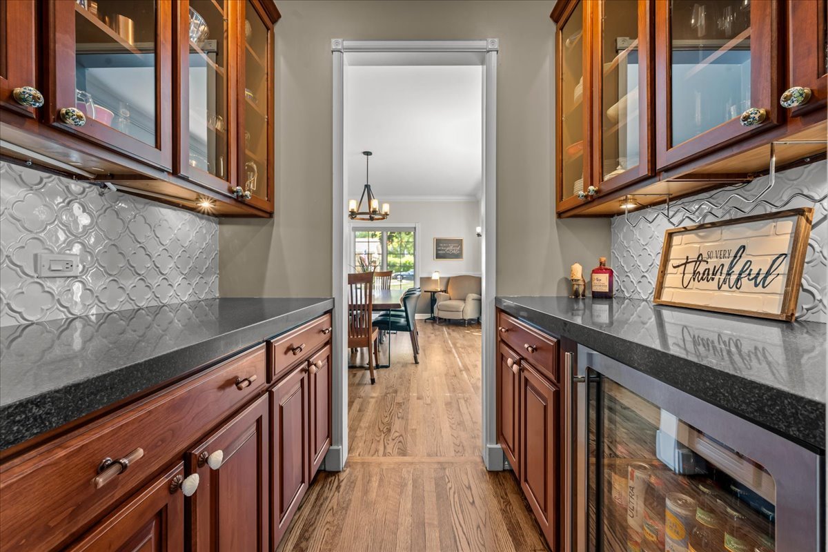 754 LONGWOOD Drive