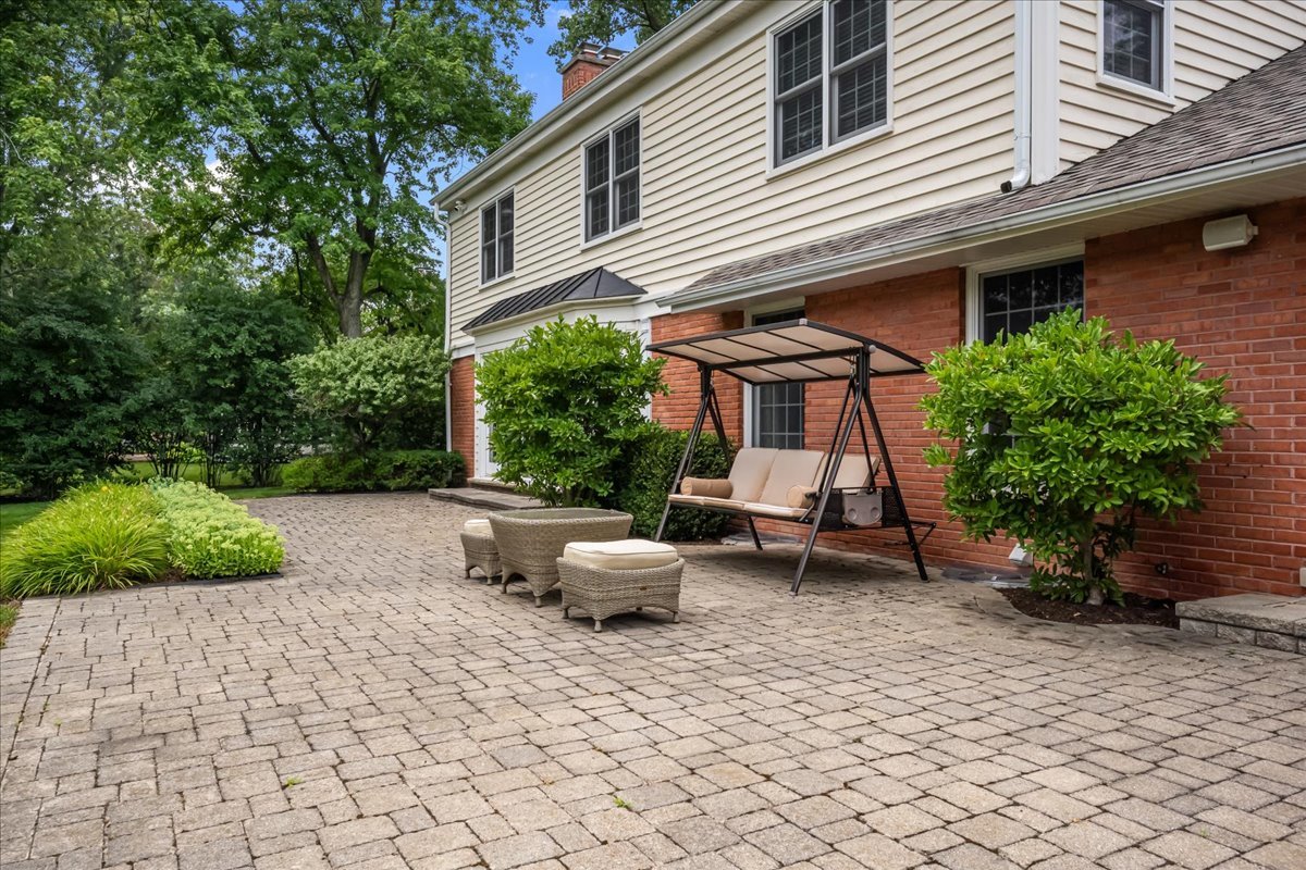 455 Rockefeller Road