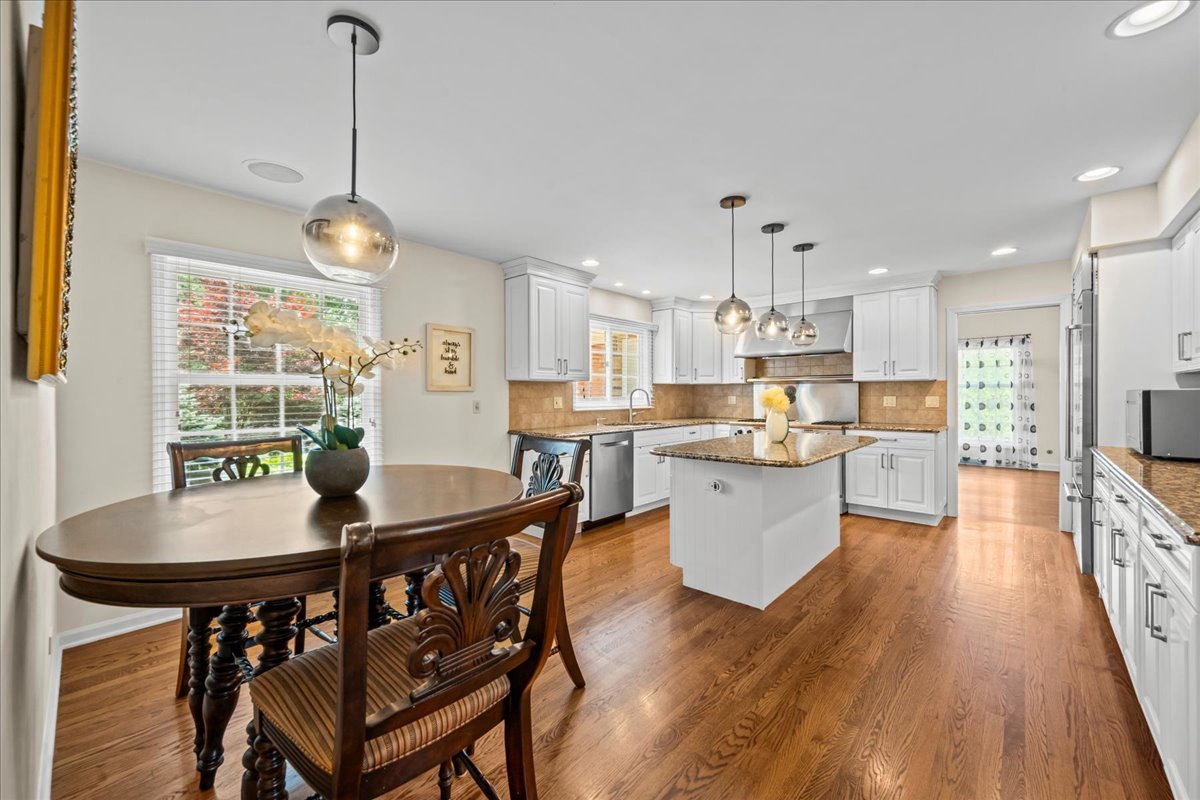 455 Rockefeller Road