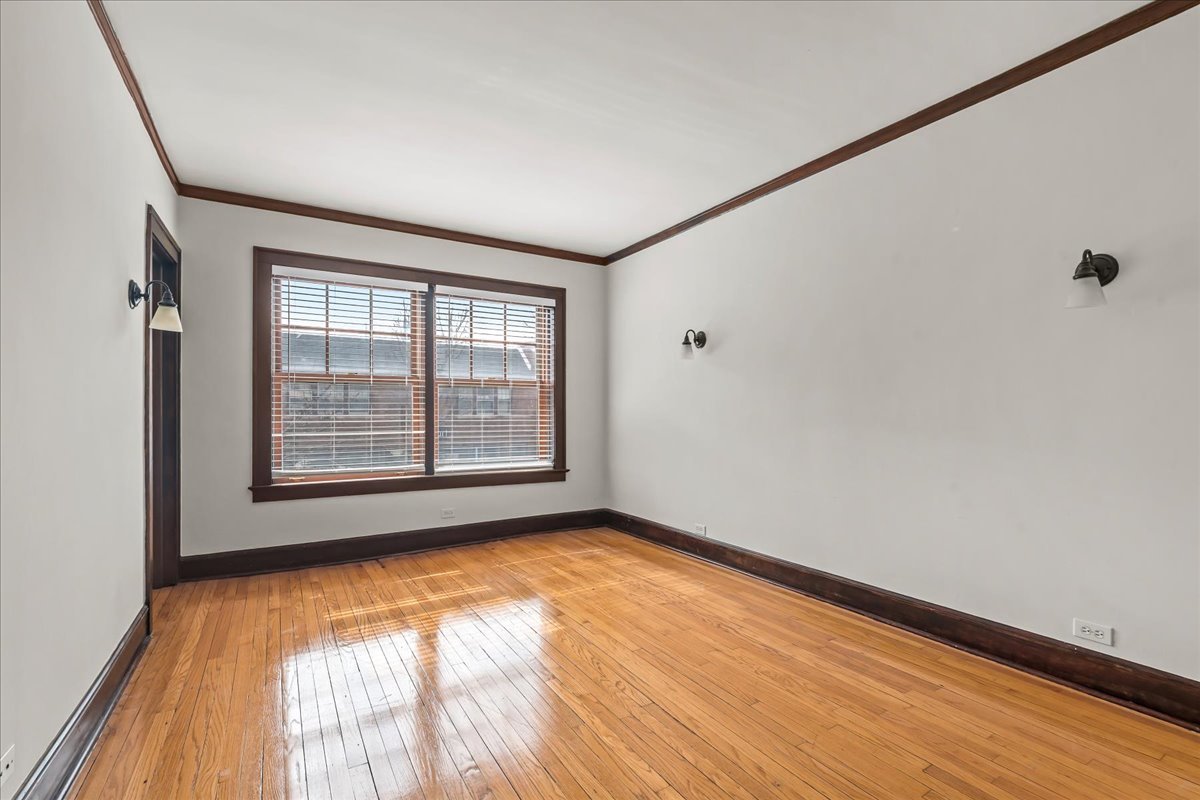909 Green Bay Road Unit: 3S