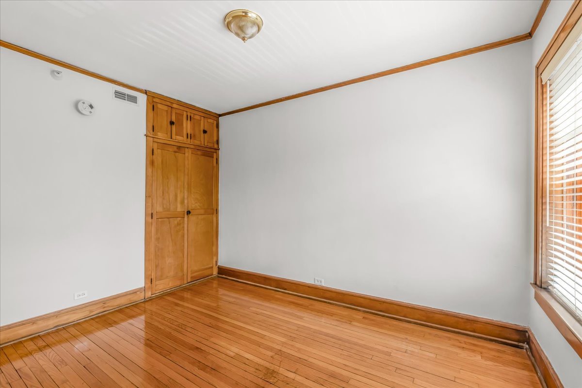 909 Green Bay Road Unit: 3S