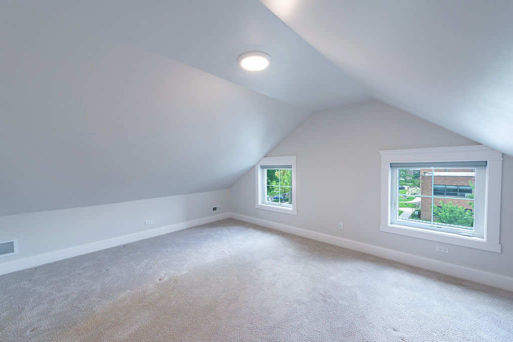205 W Cook Avenue