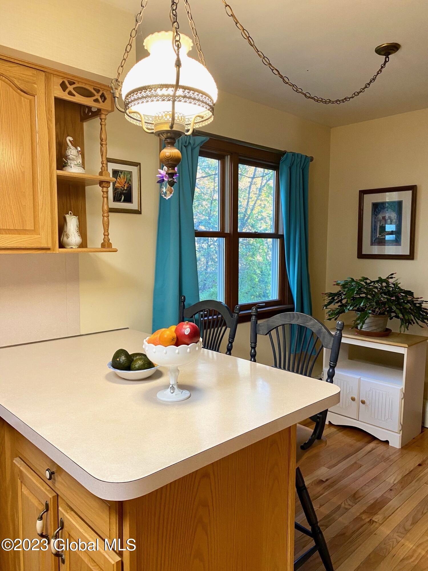 3 Oakwood Drive