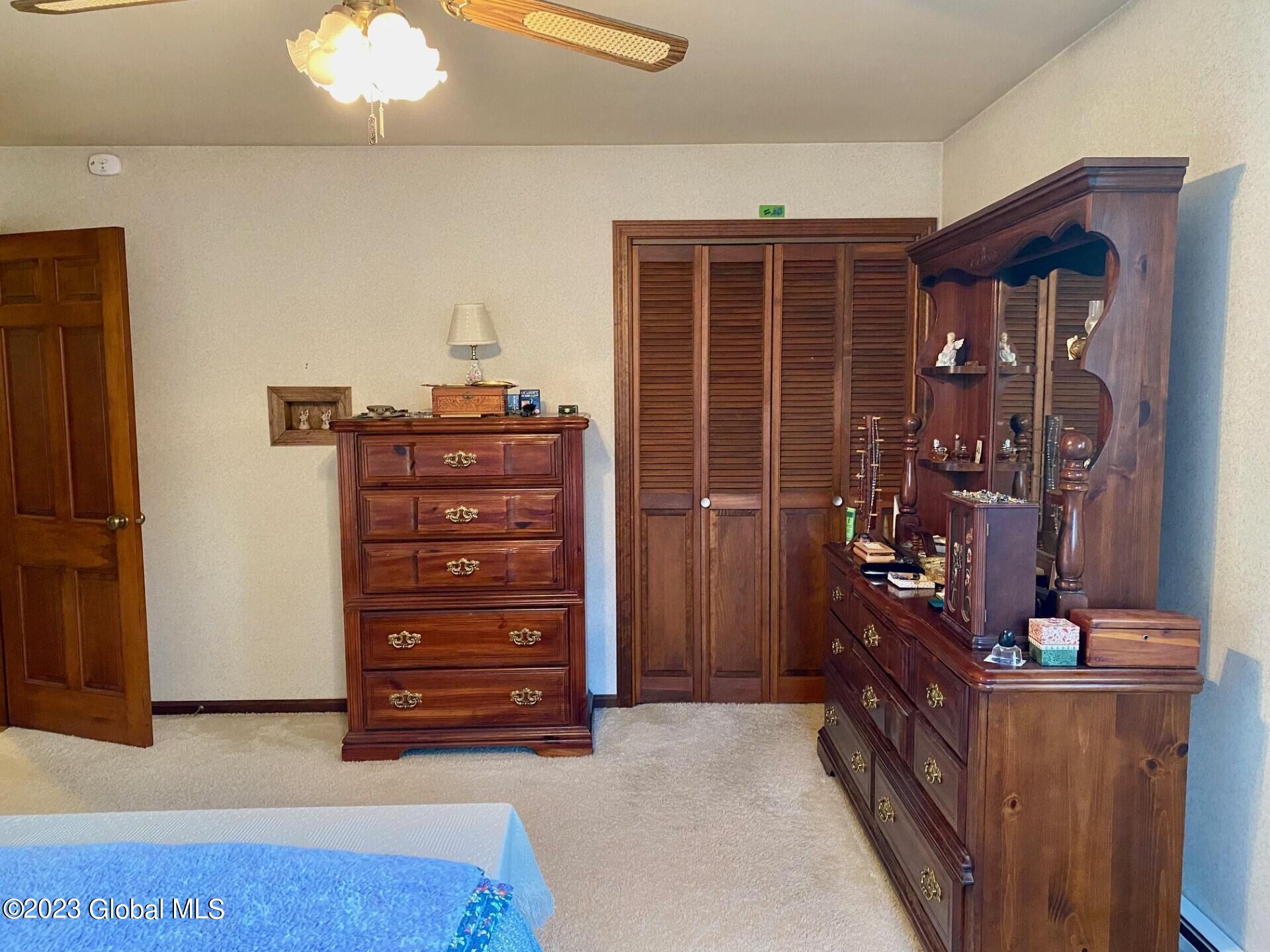 3 Oakwood Drive