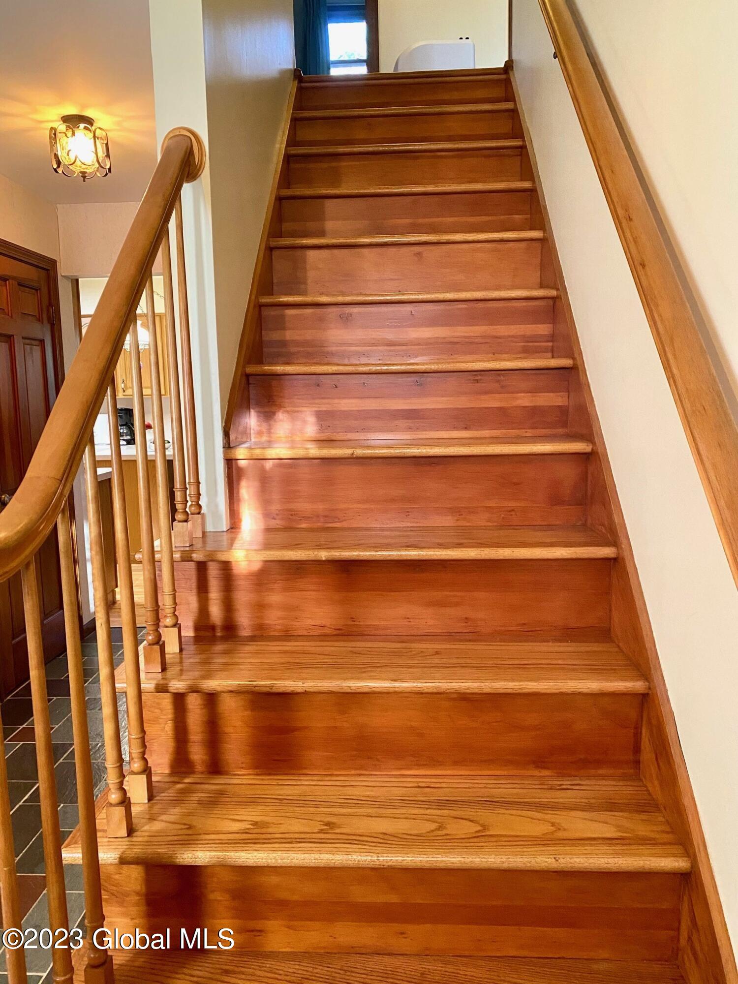 3 Oakwood Drive