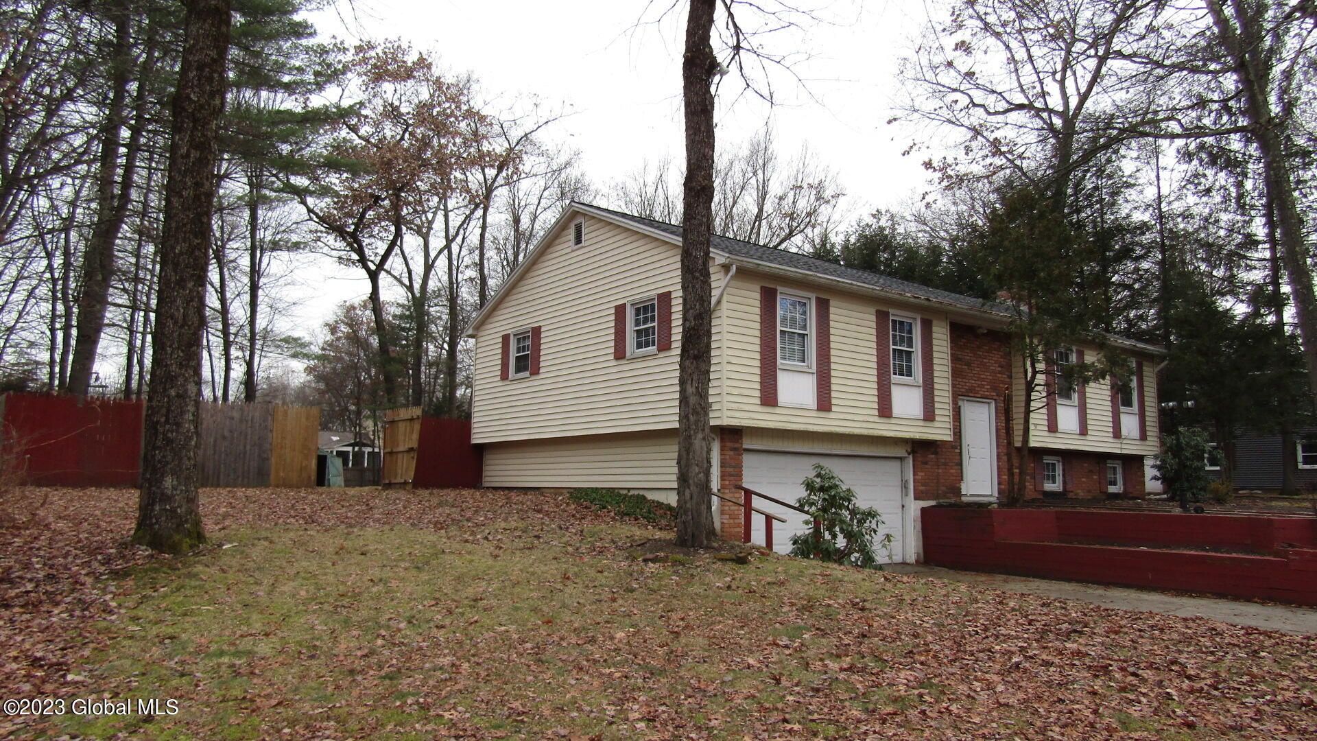 31 Twicwood Lane