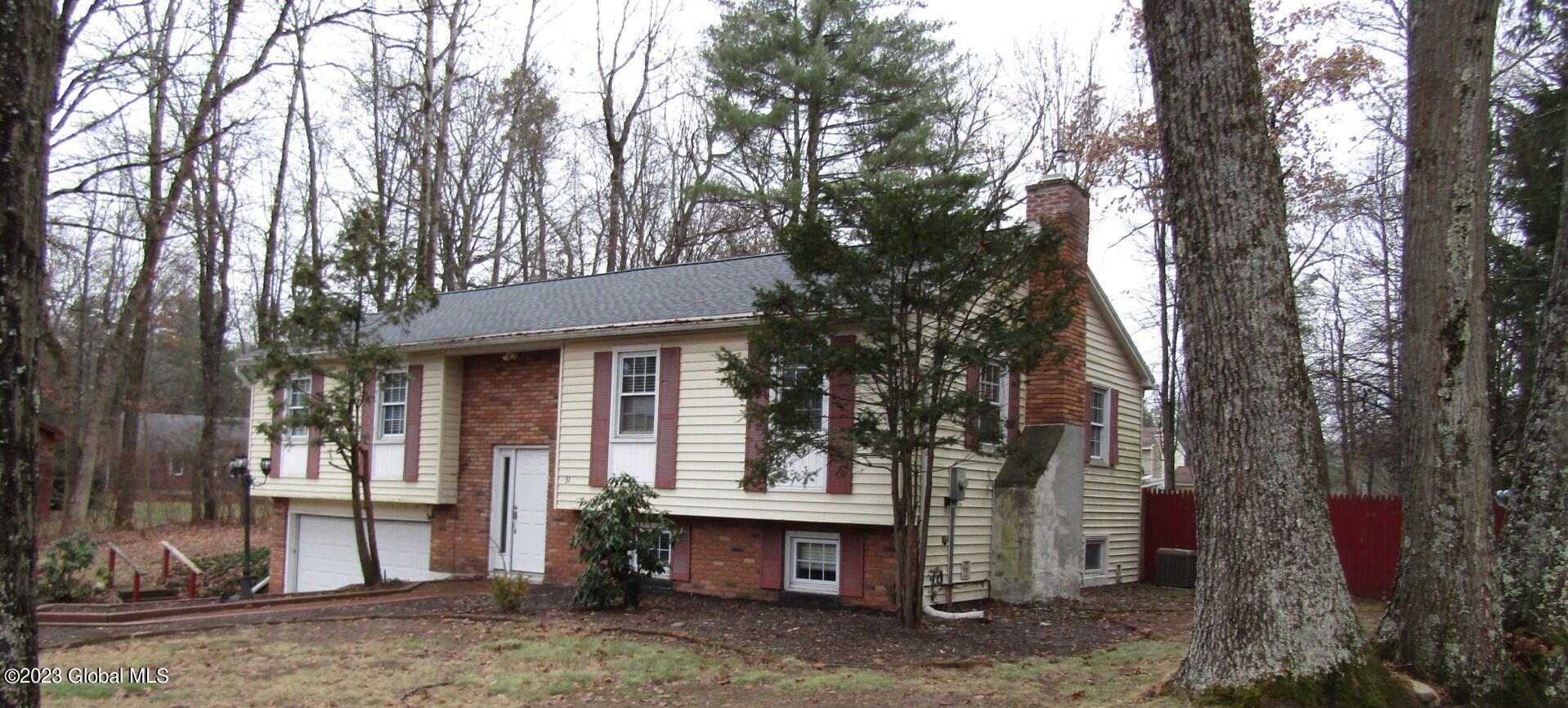 31 Twicwood Lane