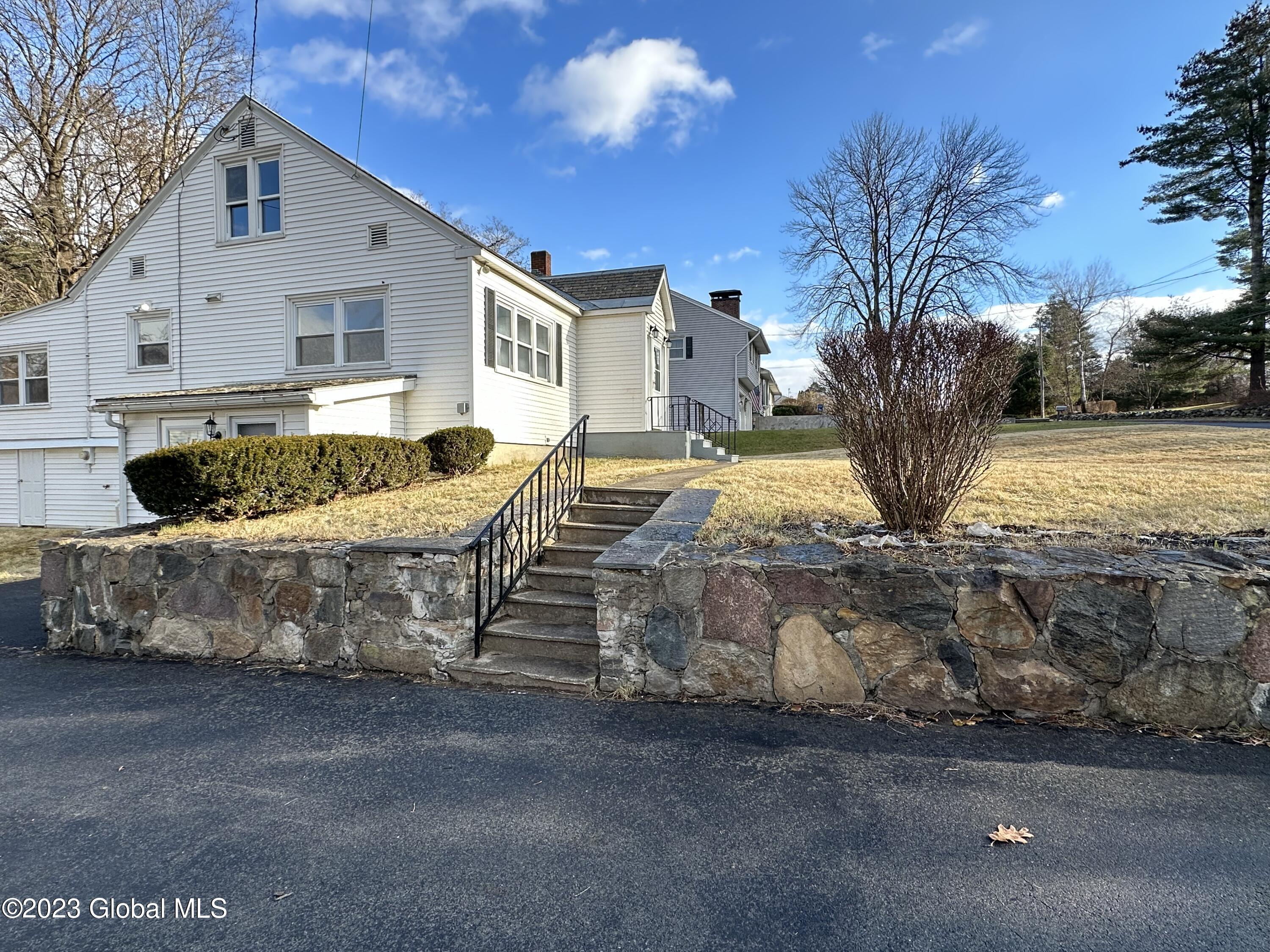 241 Cronin Road
