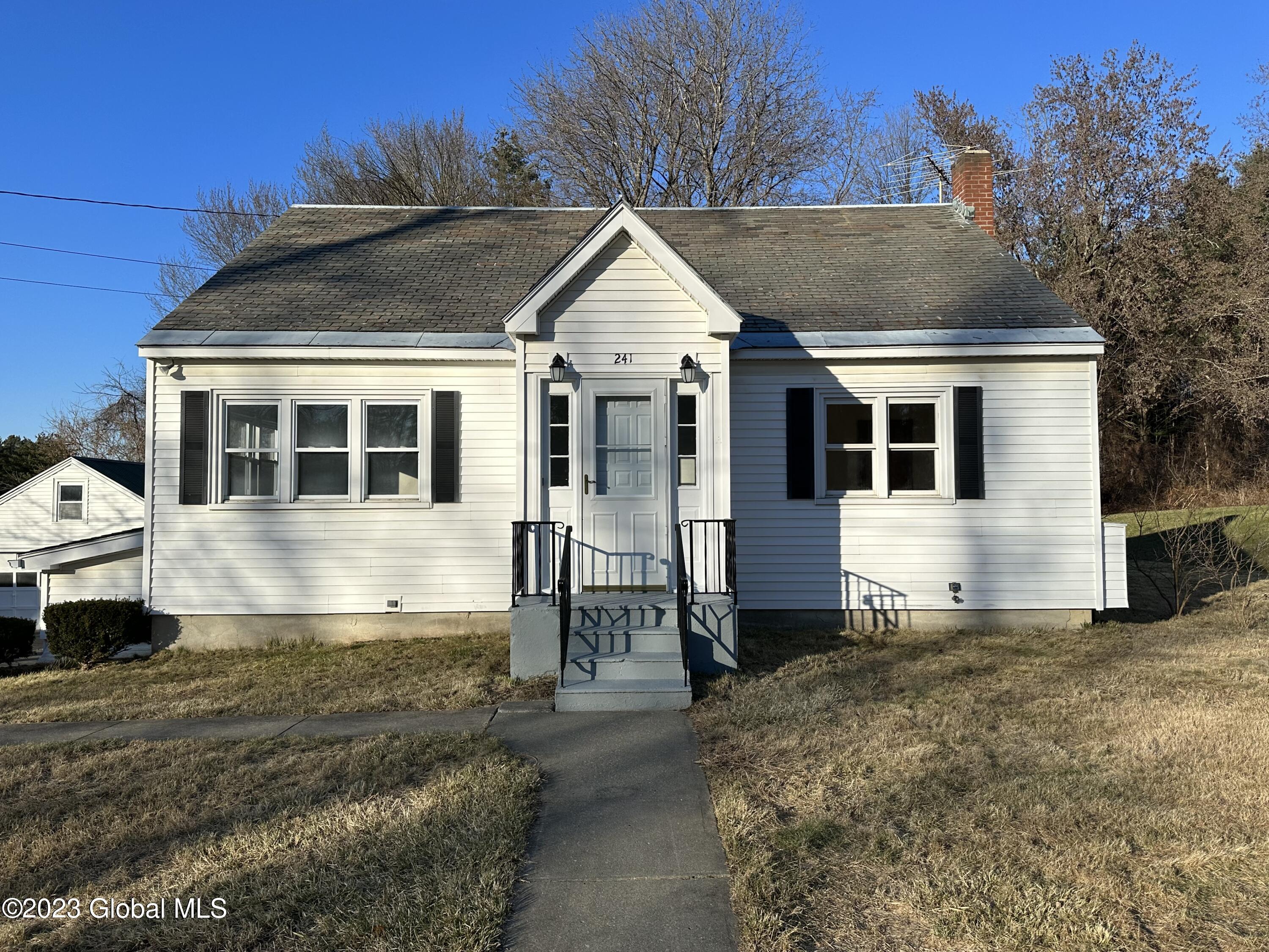 241 Cronin Road