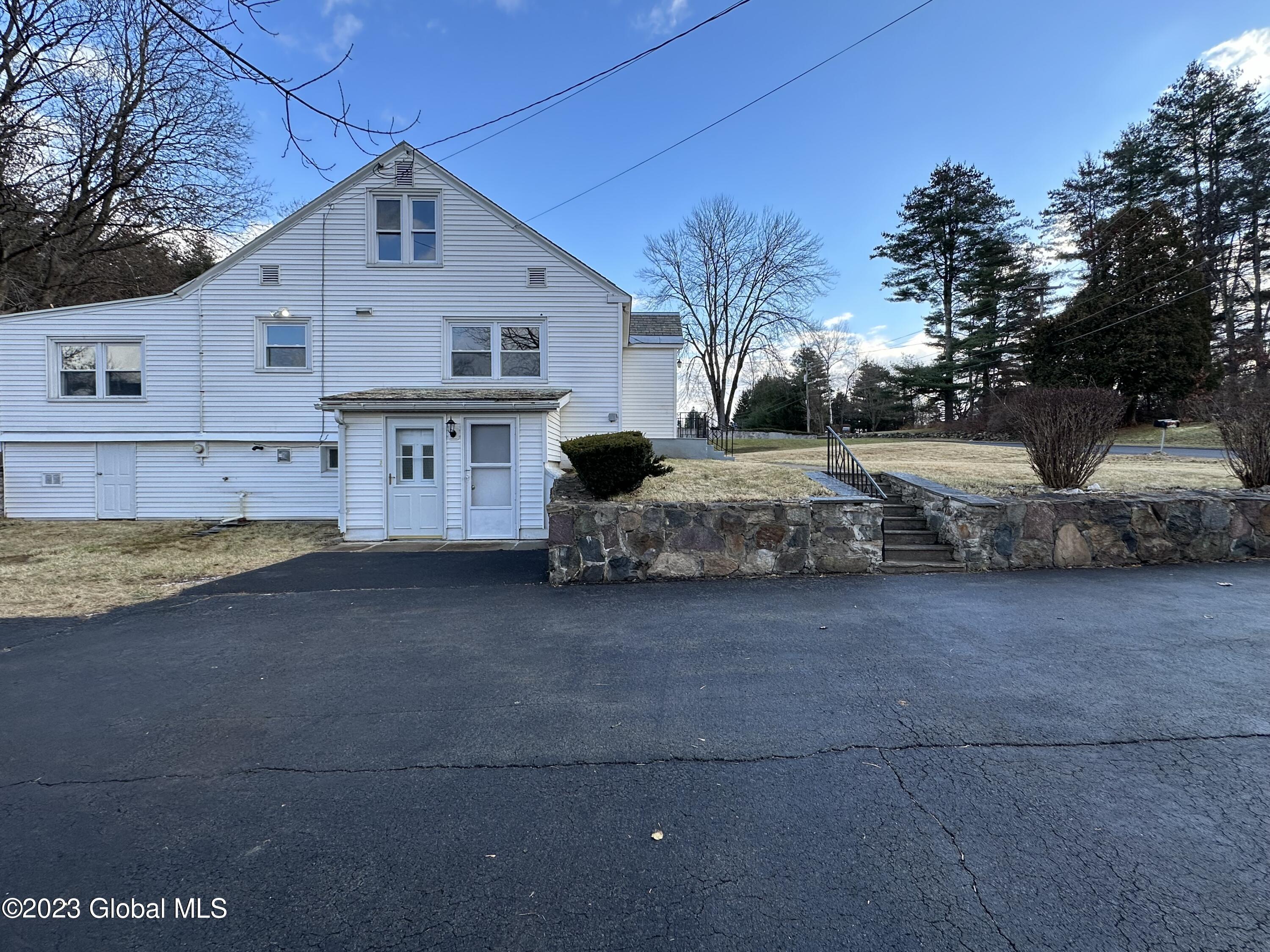 241 Cronin Road
