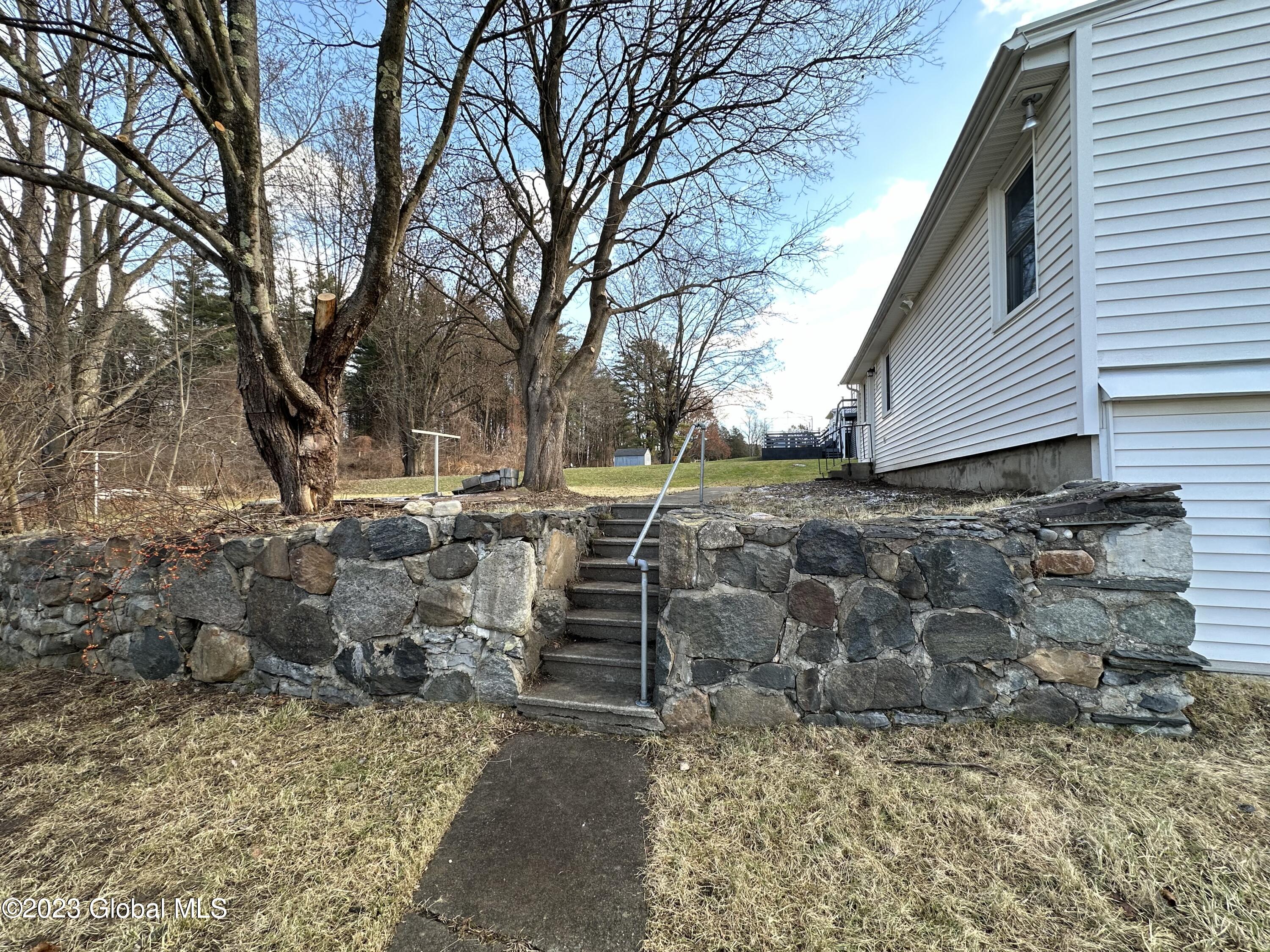 241 Cronin Road