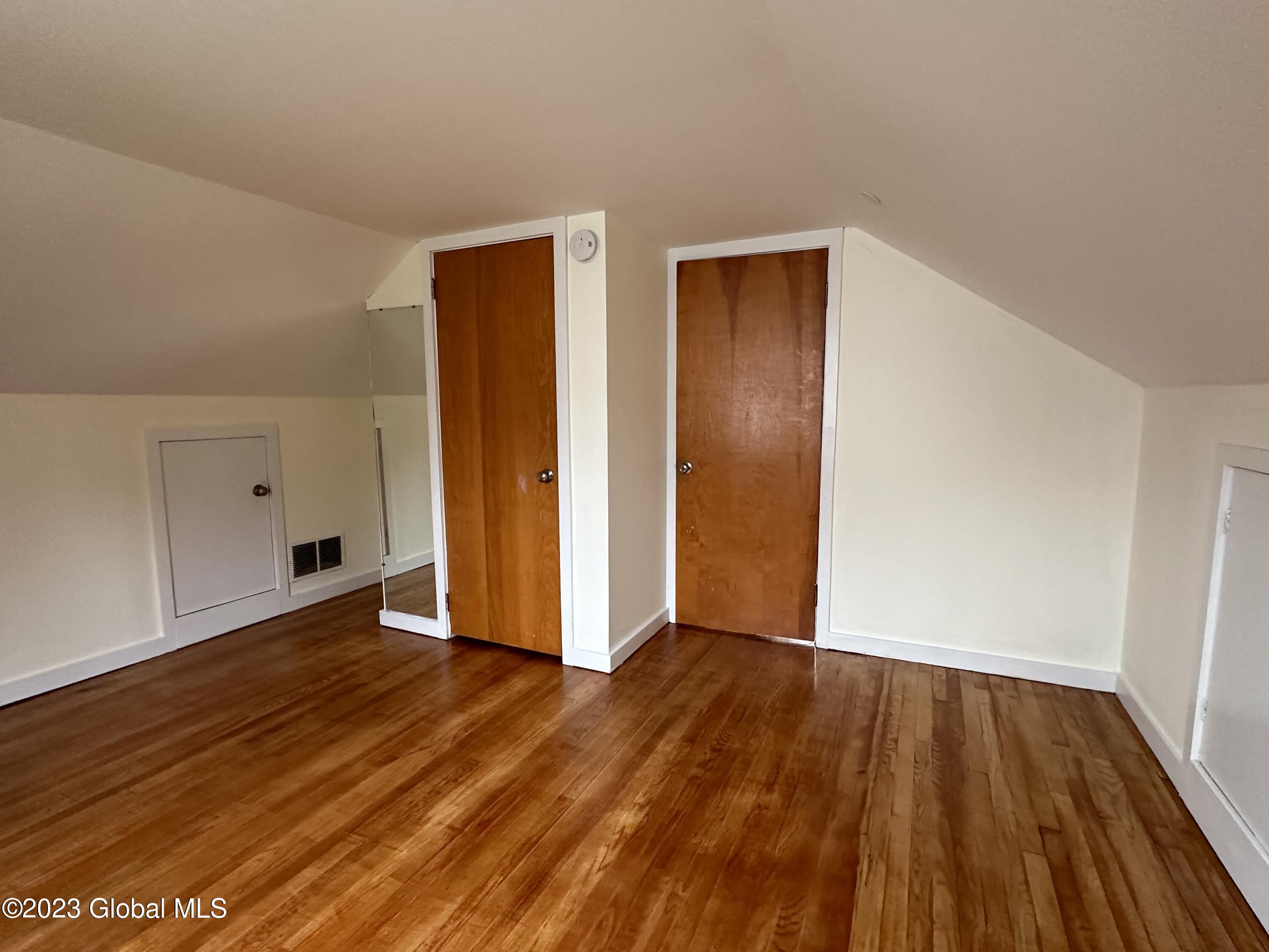 241 Cronin Road