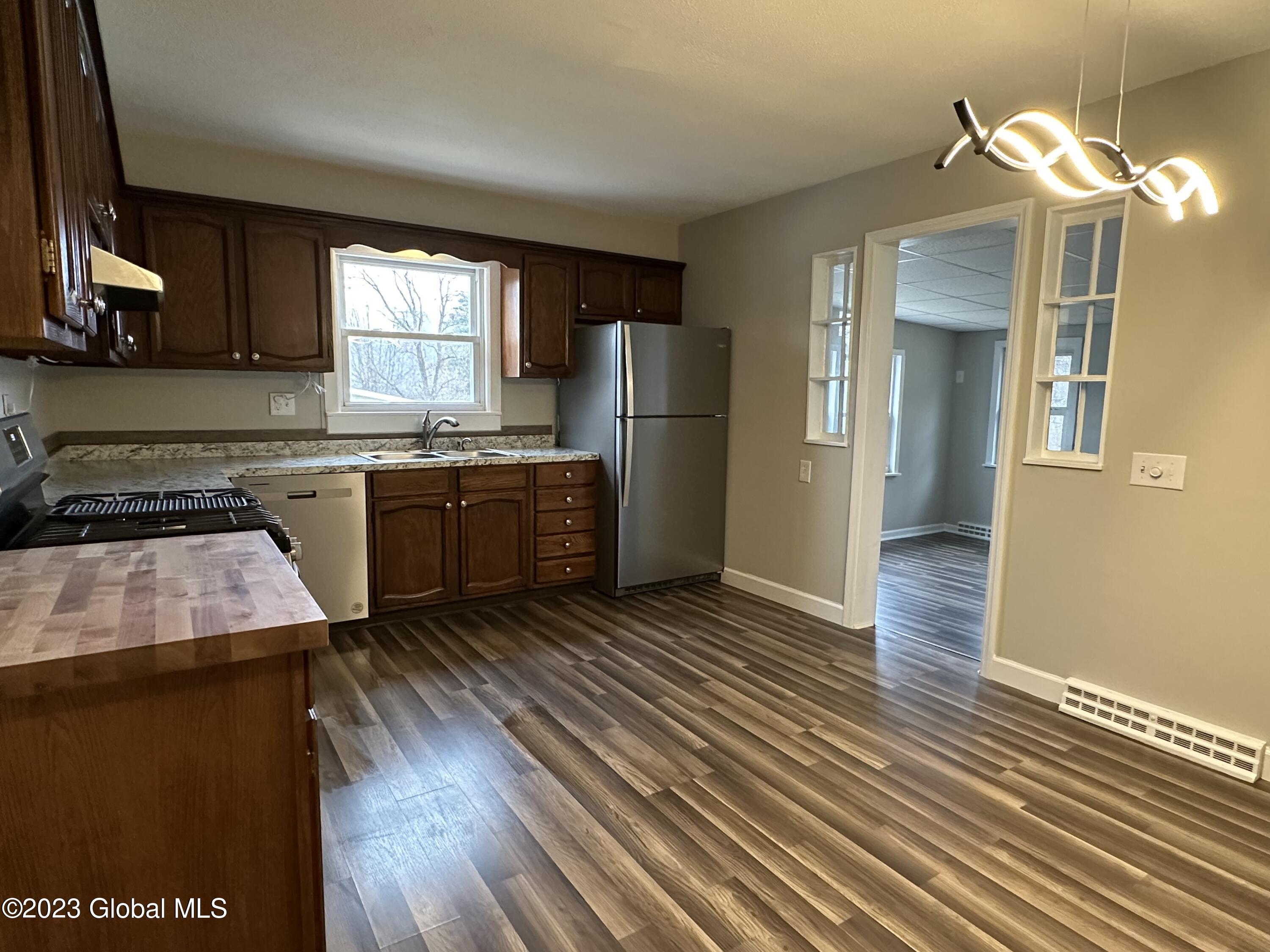 241 Cronin Road
