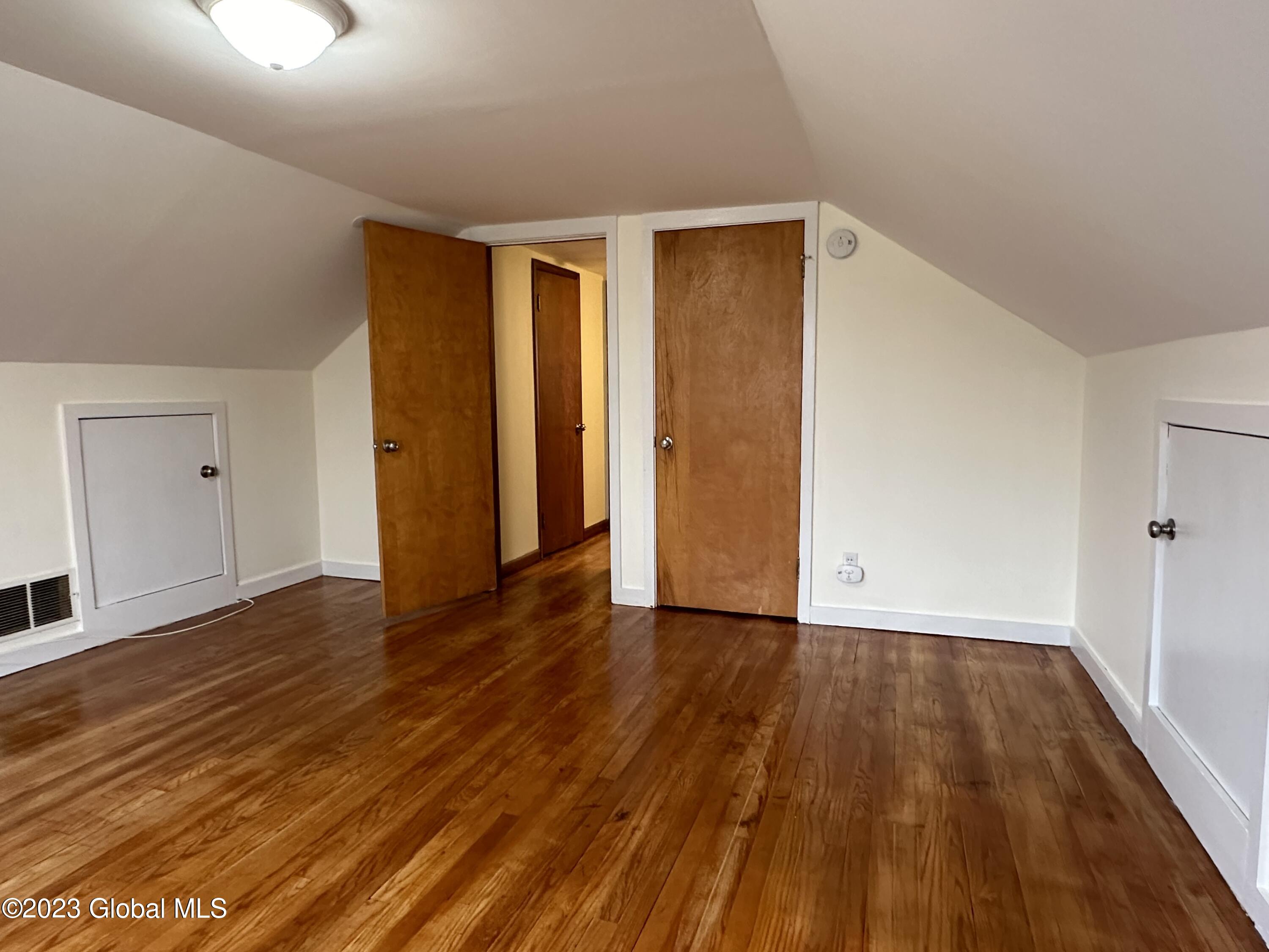 241 Cronin Road