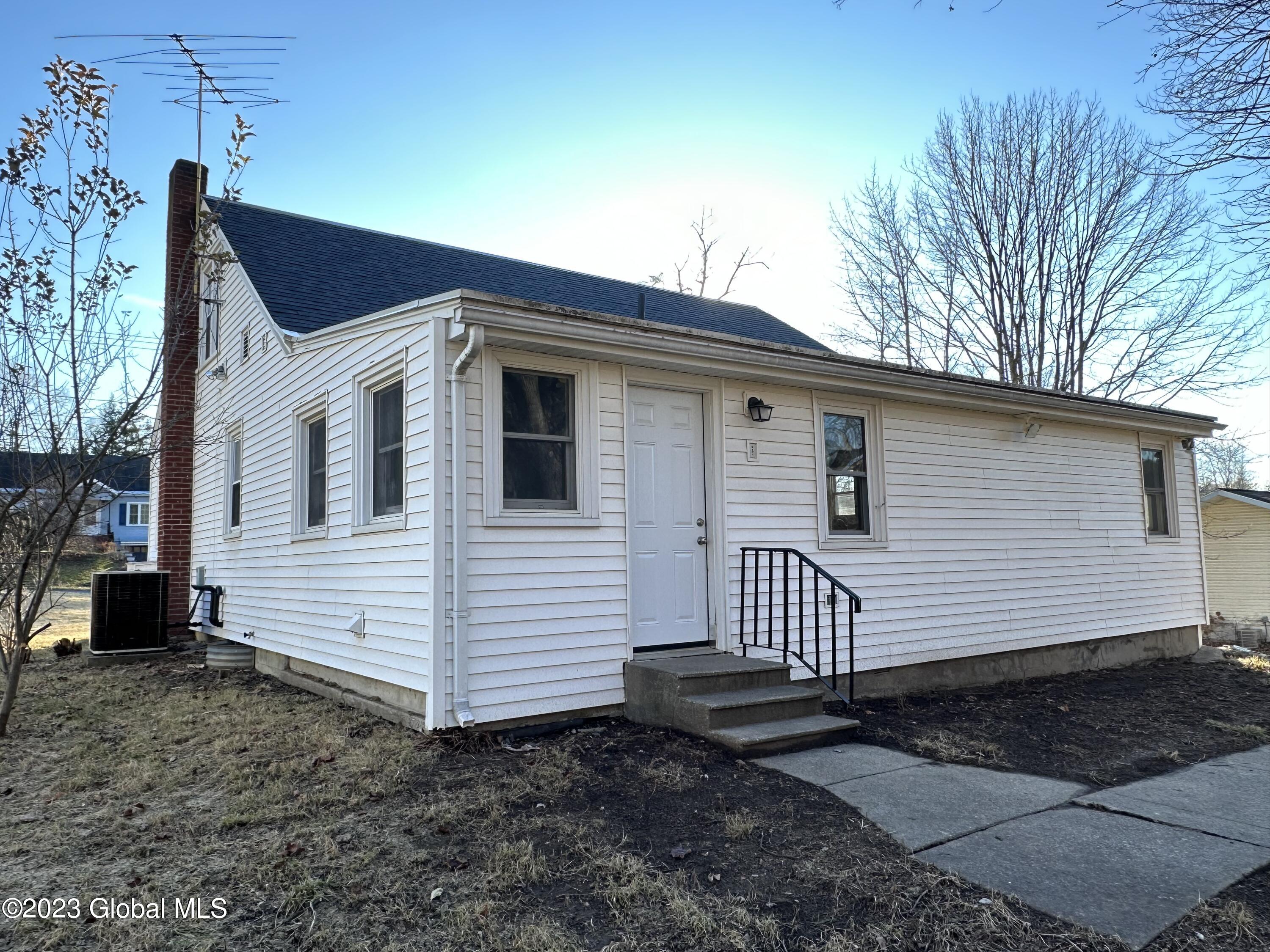 241 Cronin Road