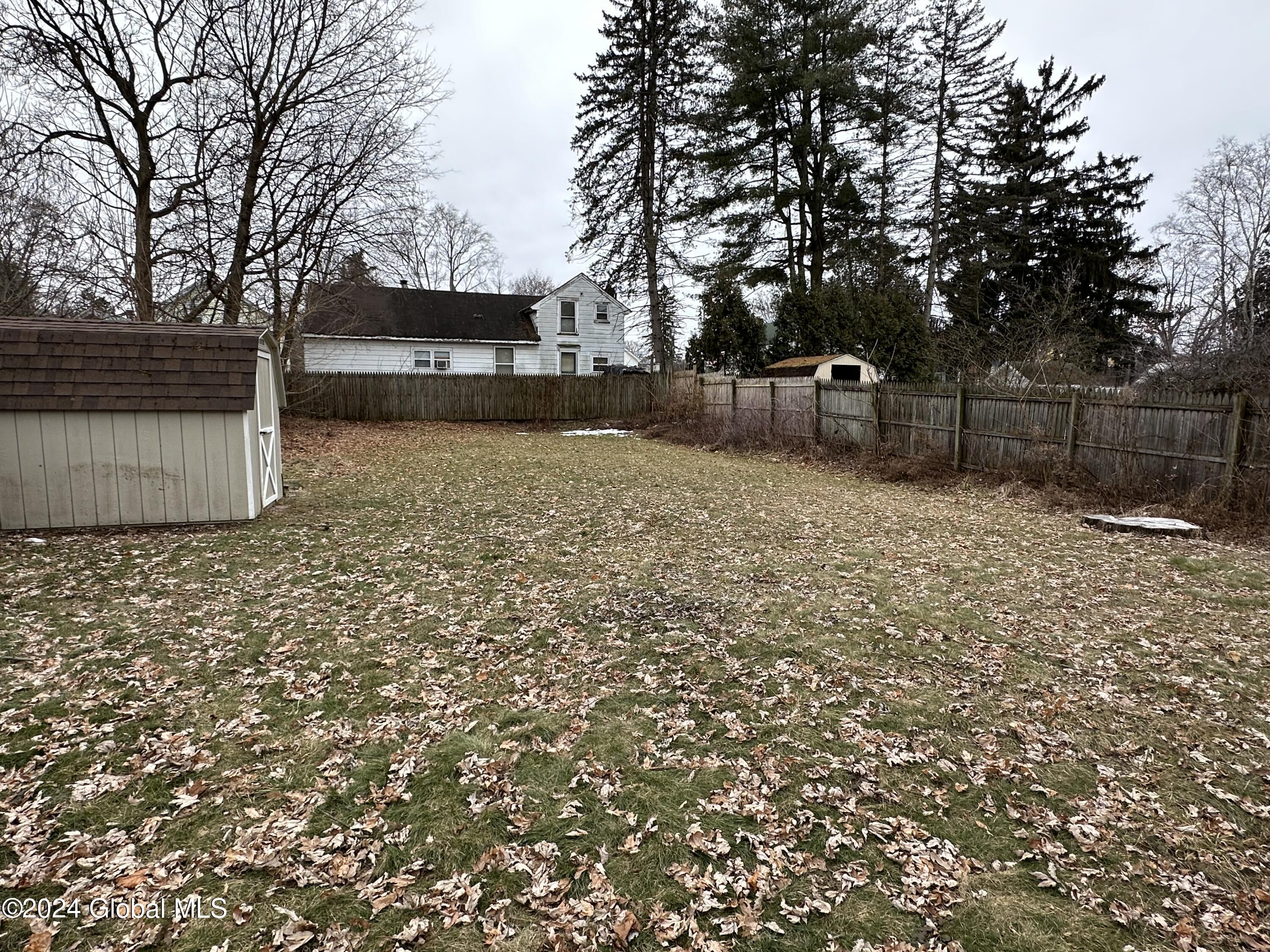 15 Douglas Avenue