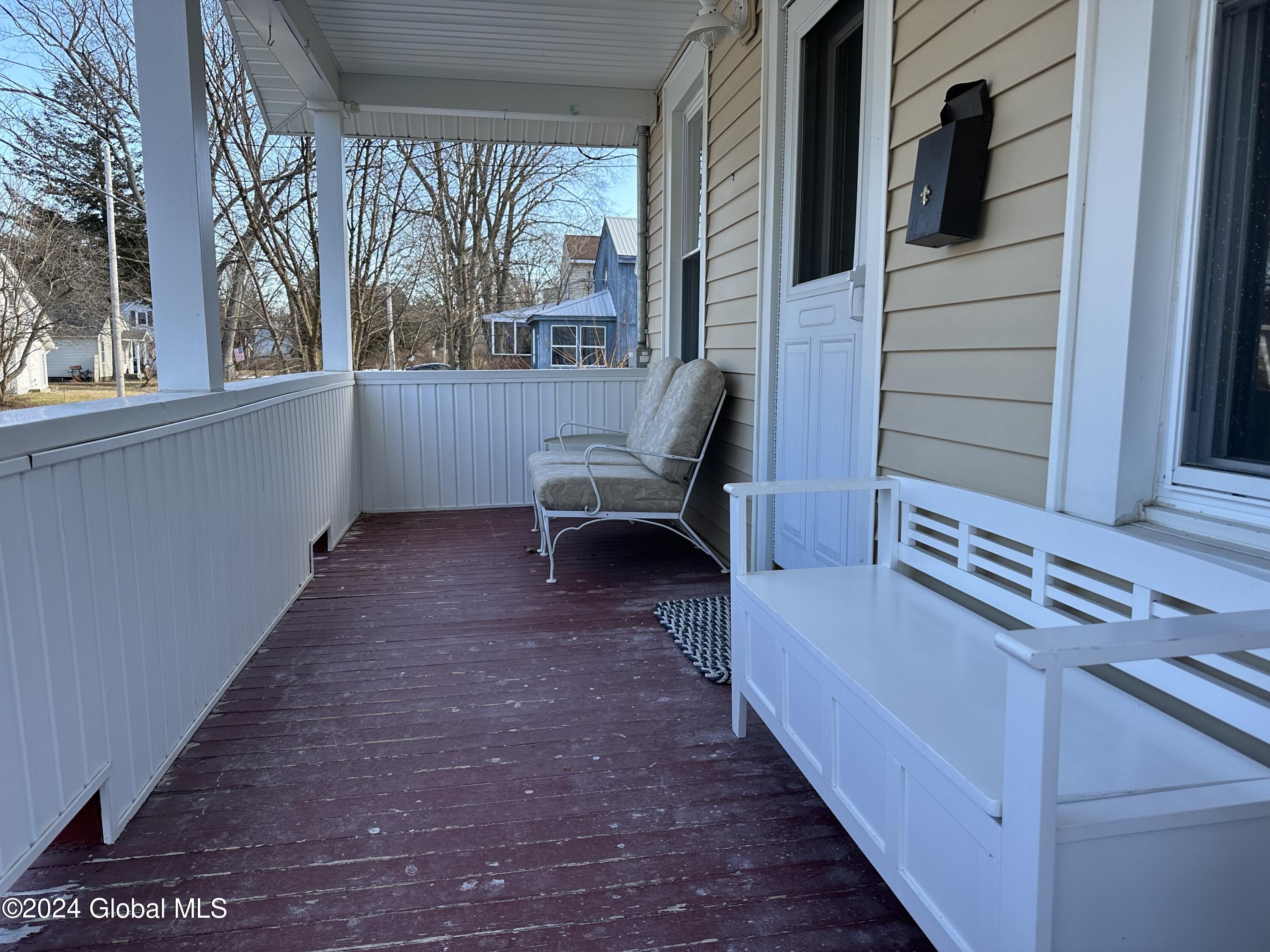 15 Douglas Avenue
