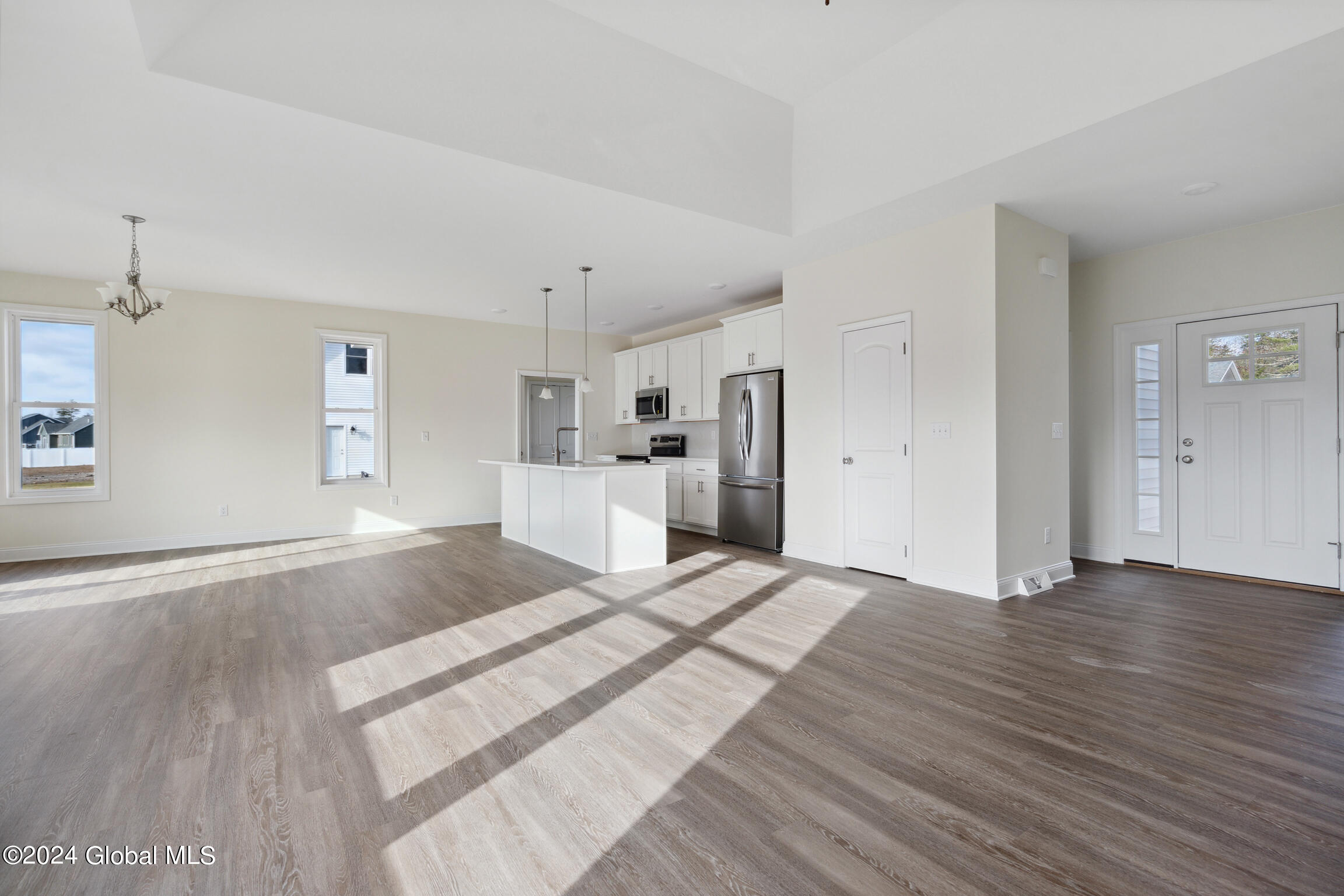 12 Eastpointe Drive