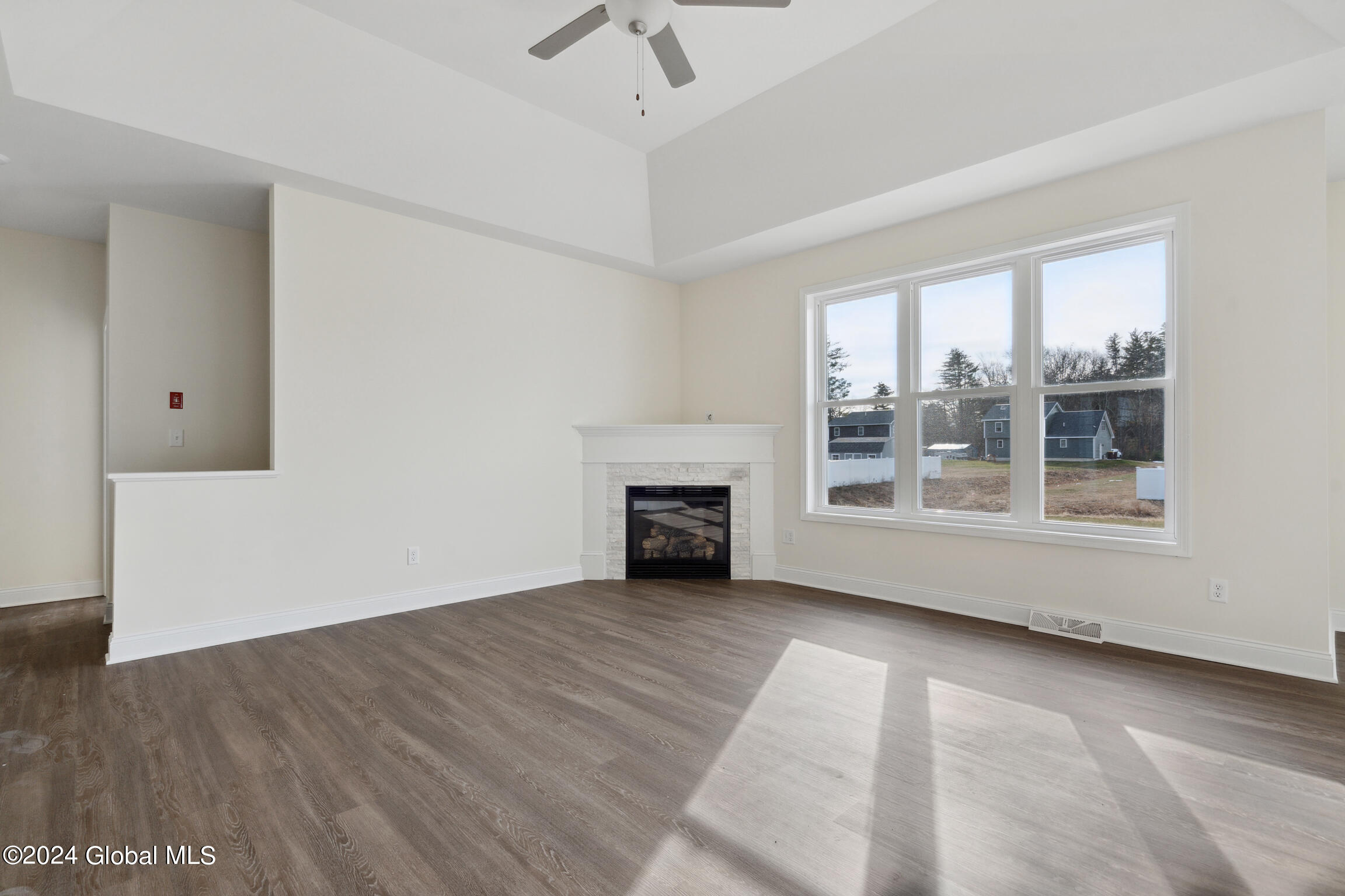12 Eastpointe Drive