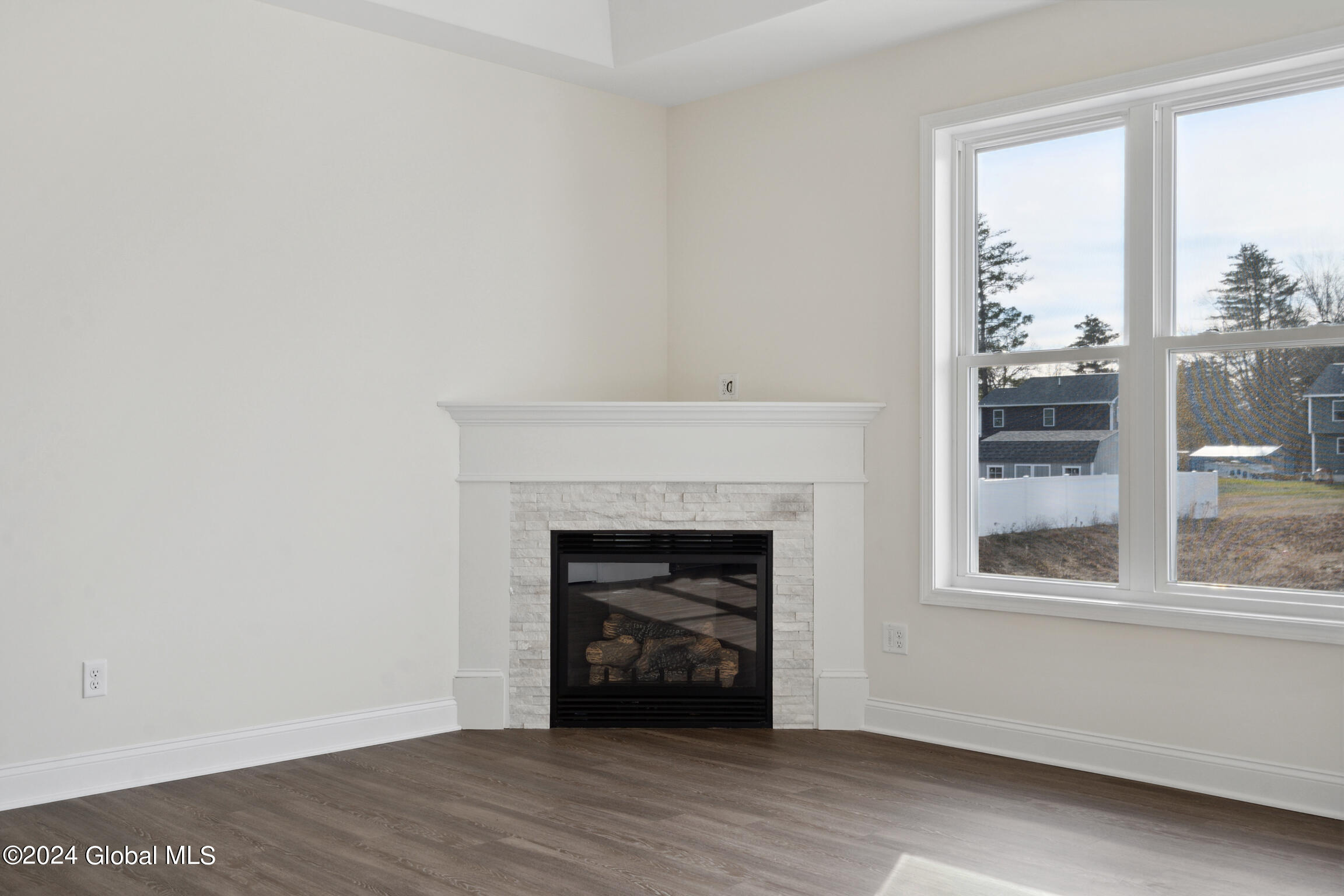 12 Eastpointe Drive
