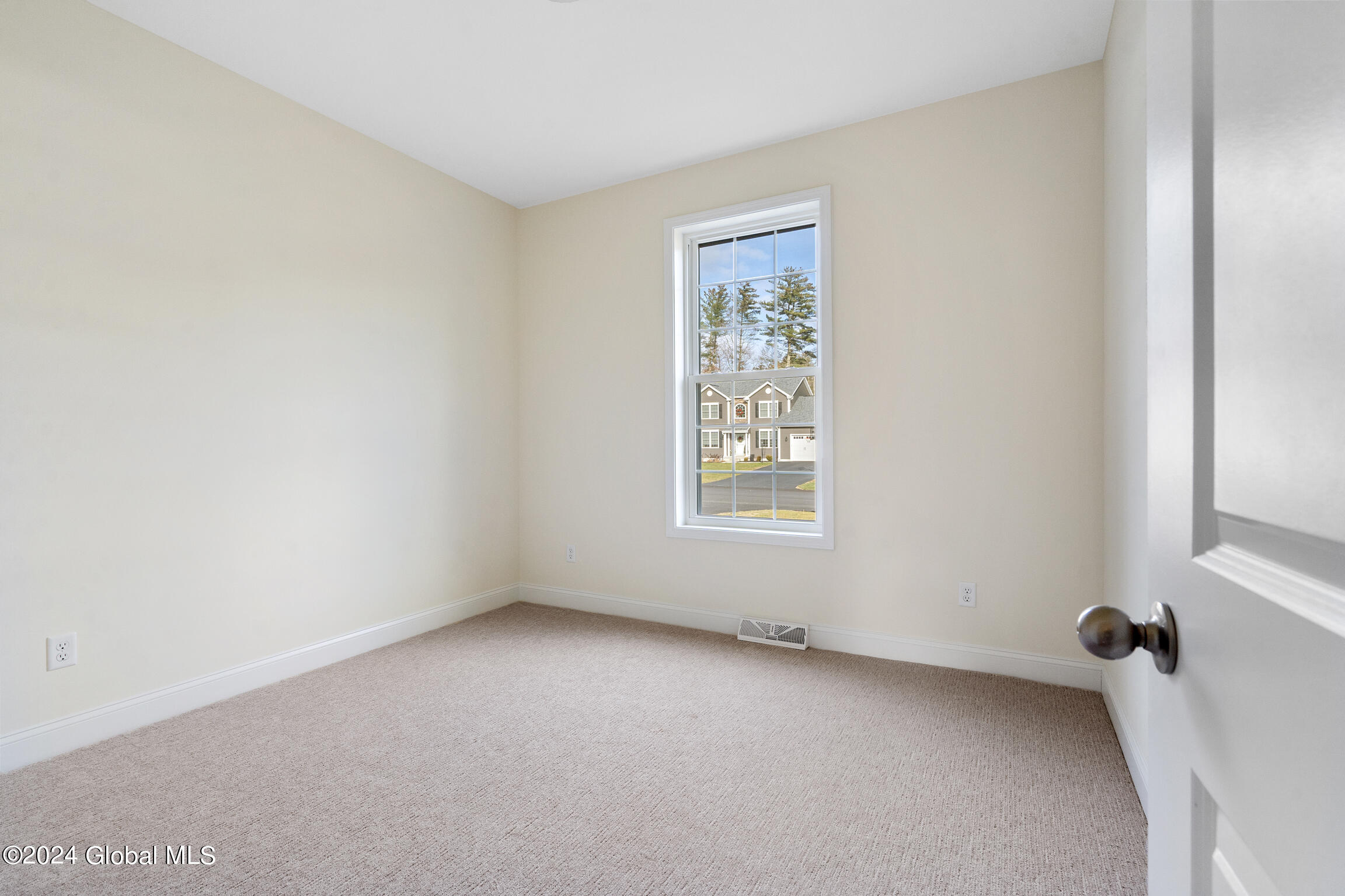 12 Eastpointe Drive