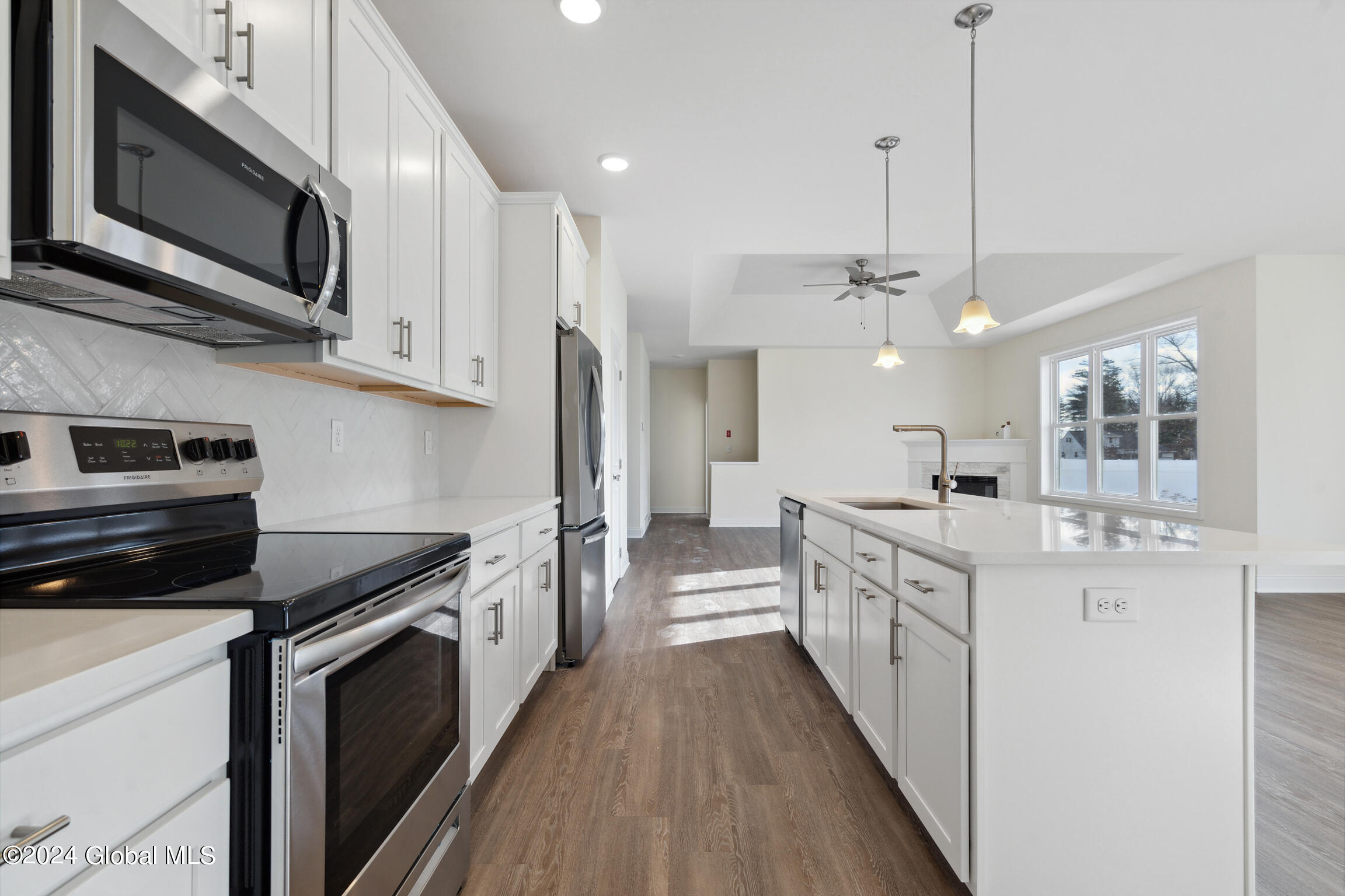 12 Eastpointe Drive