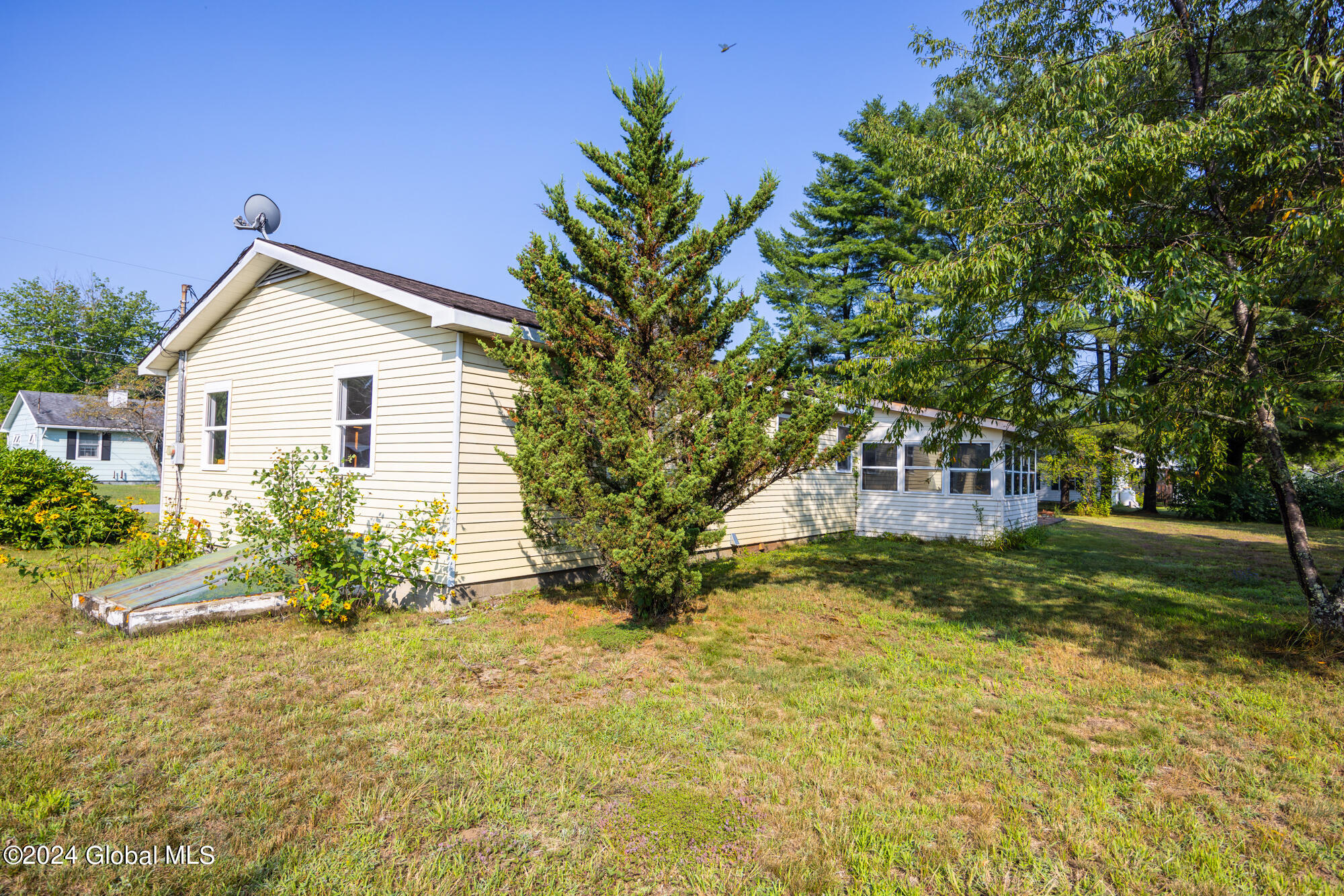 3 Keyes Street