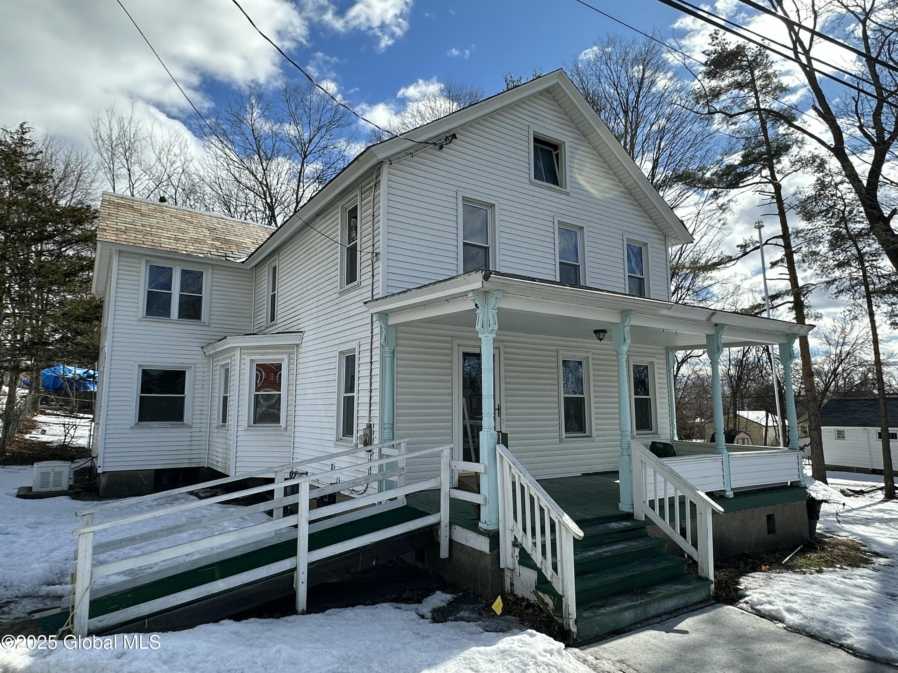 10 Burgoyne Avenue