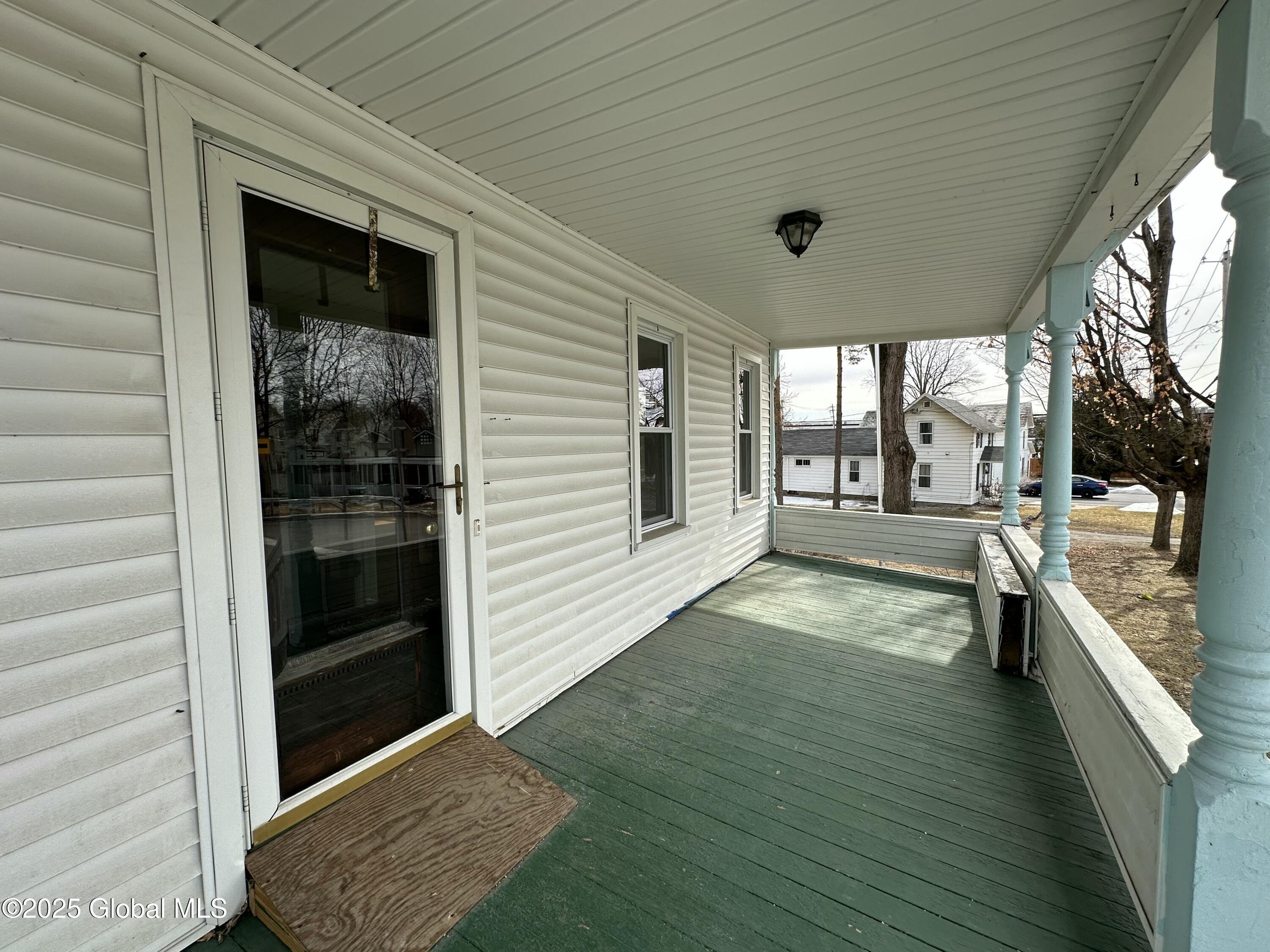 10 Burgoyne Avenue