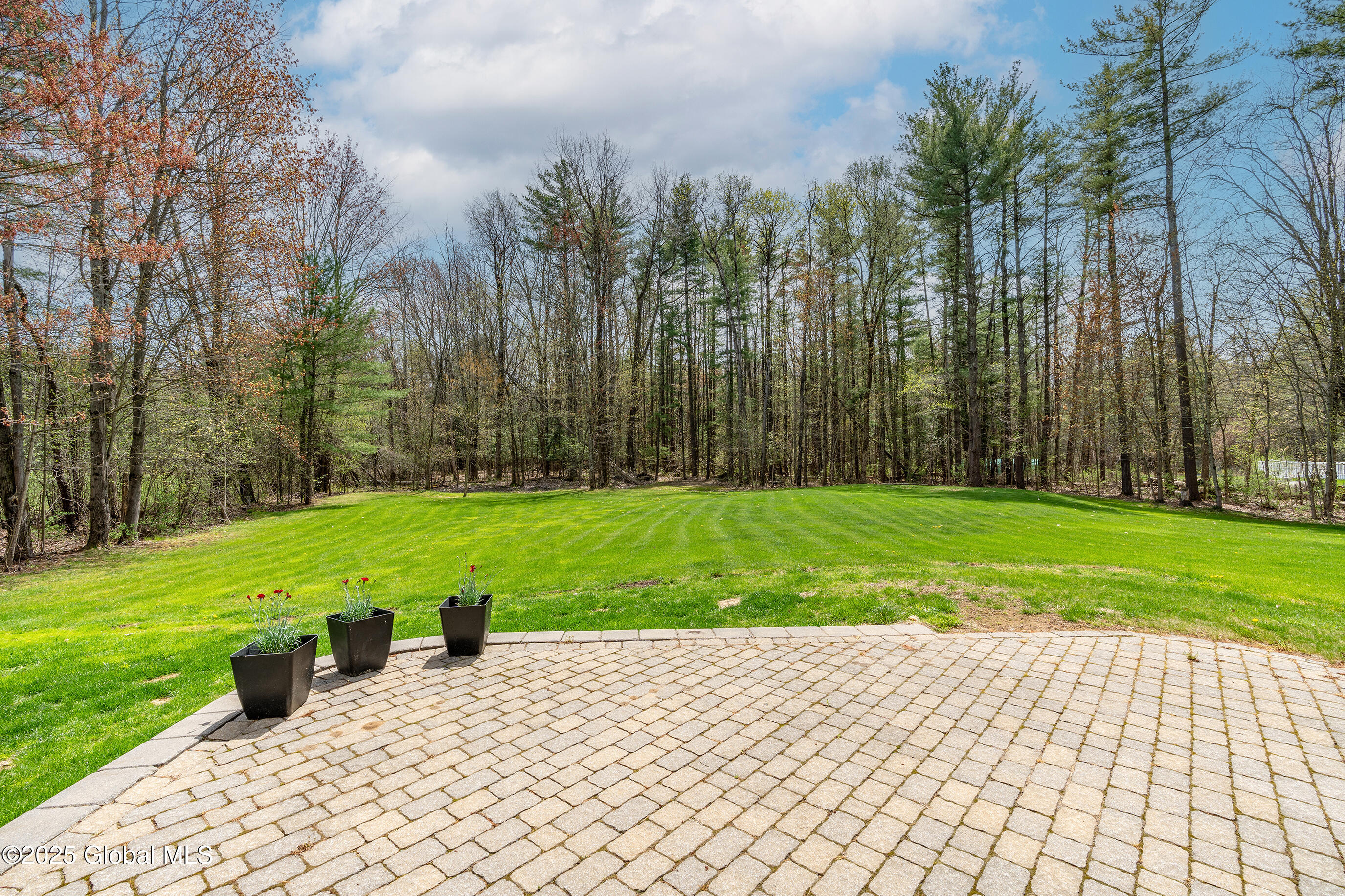 279 Round Lake Road
