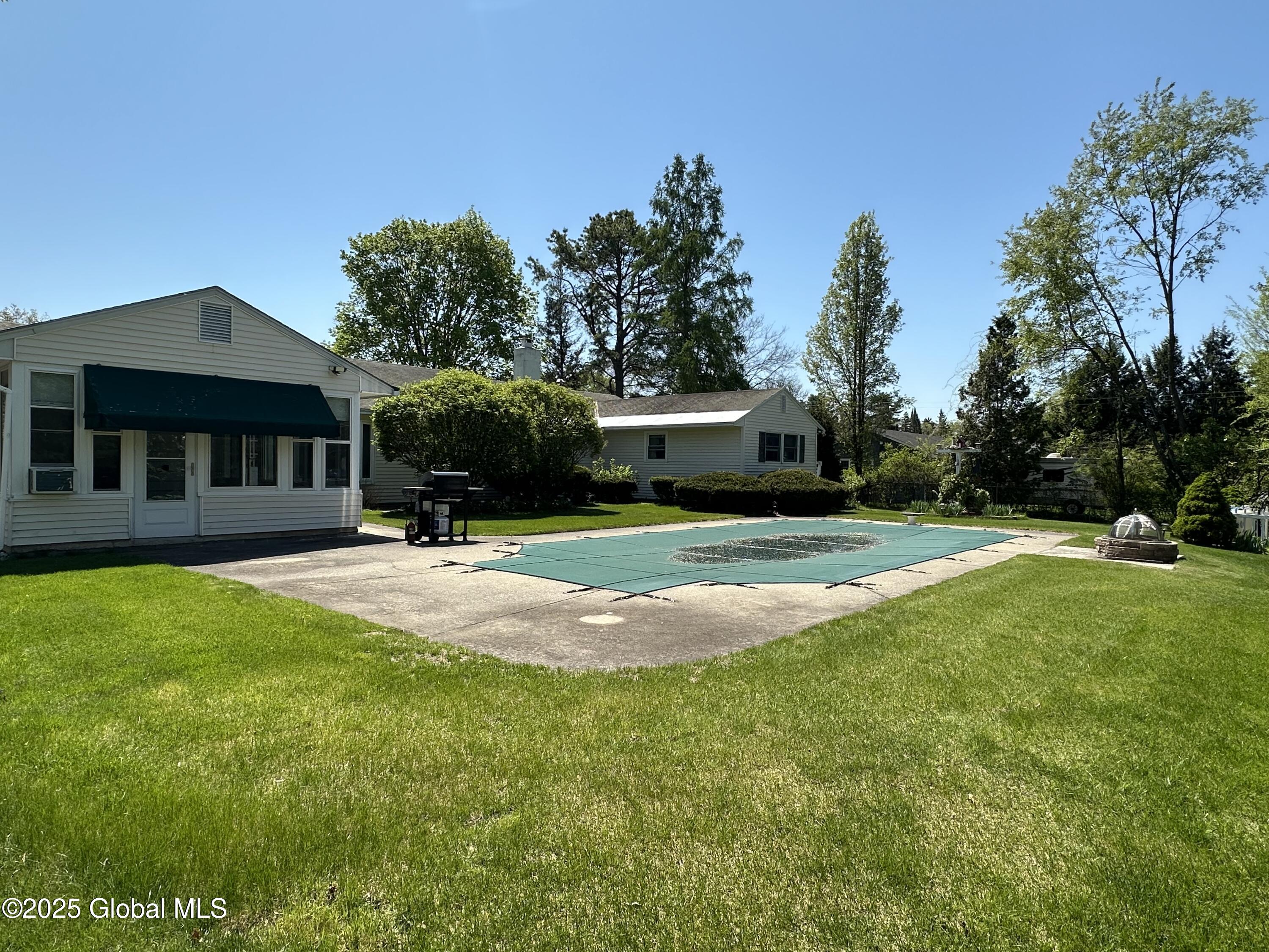 12 Westmore Avenue