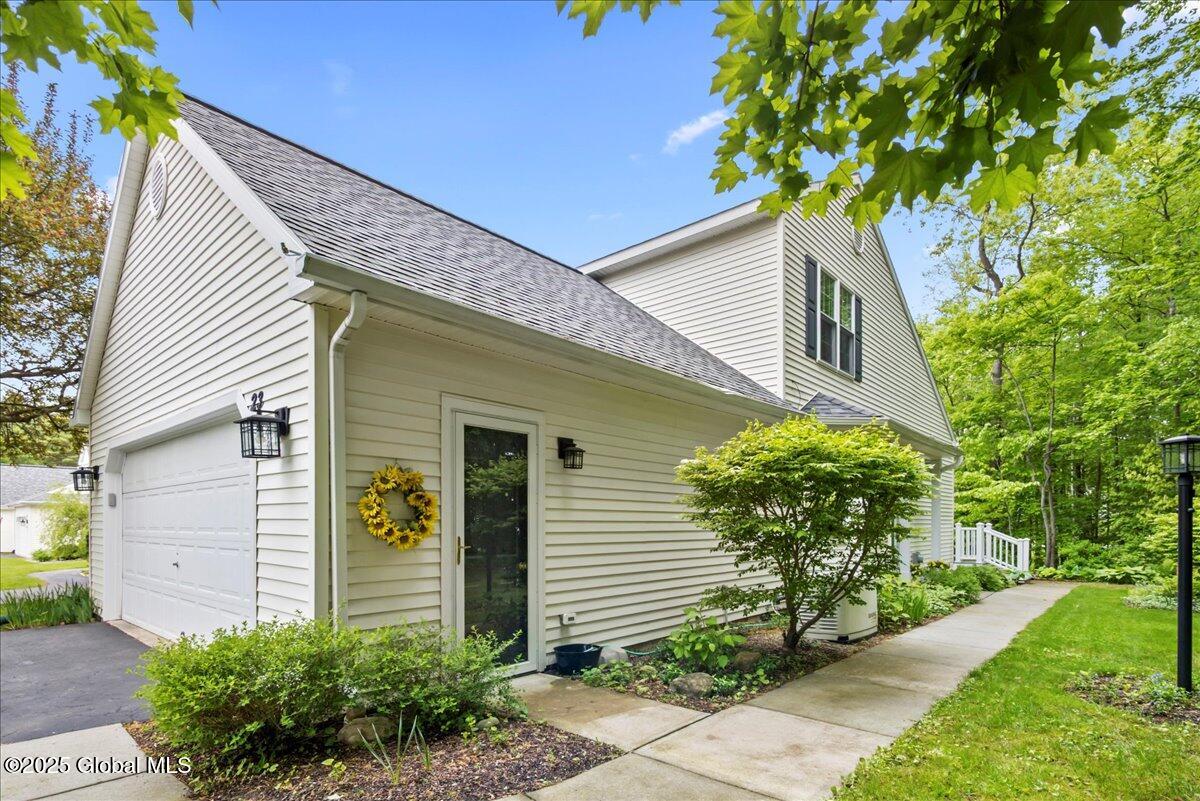 23 Cedar Court
