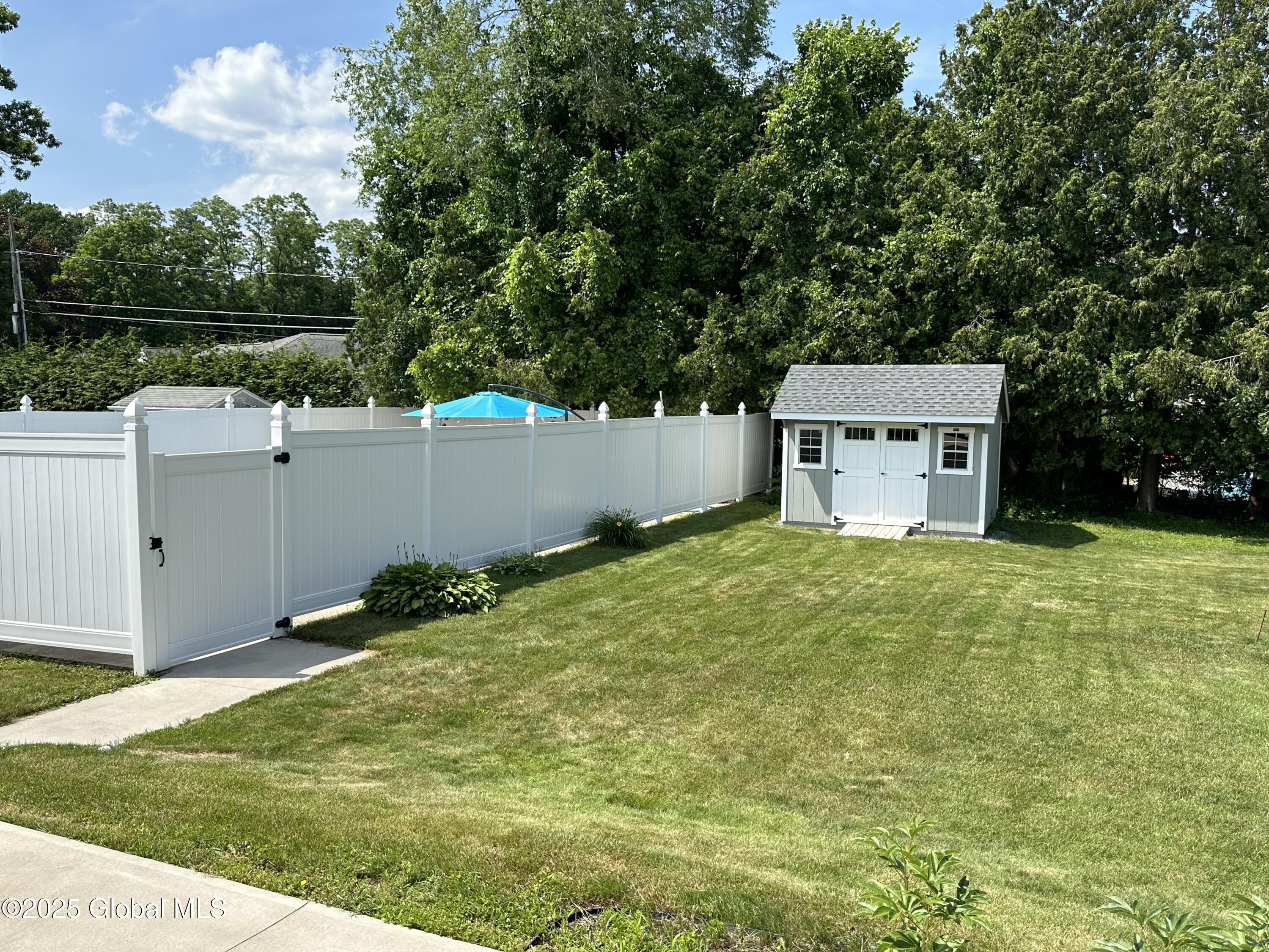 12 Spruce Street