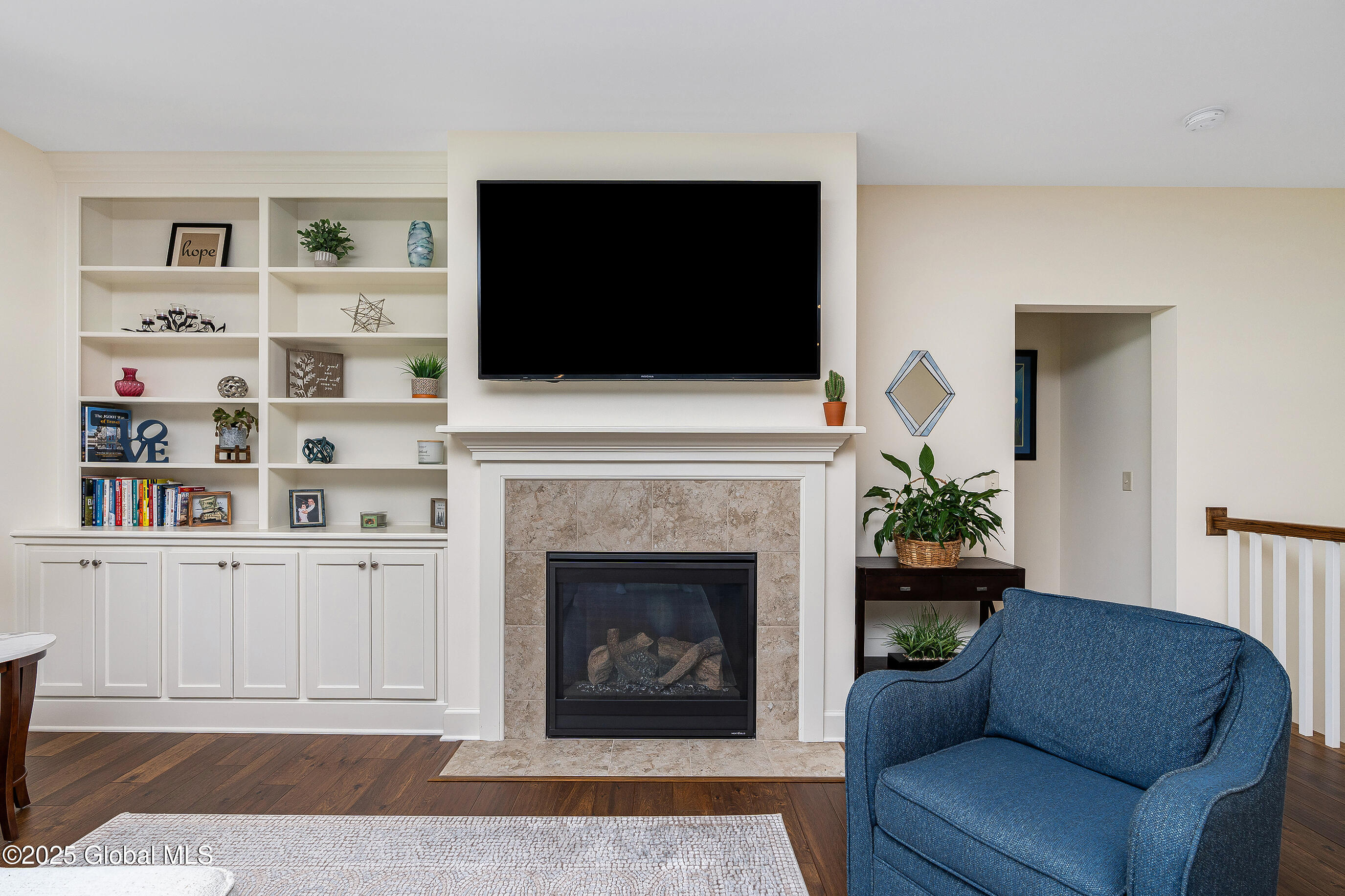 55 Winterberry Lane
